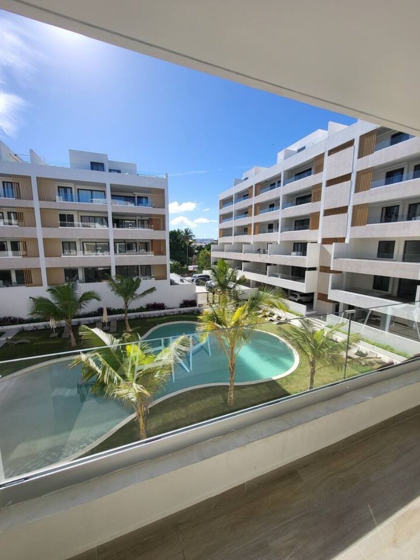 Luxury 3-Bedroom Condo for Sale in Prime Los Corales Resort Complex – Private Terrace Picuzzi & Full Resort Amenities – Bávaro, Punta Cana $375,000 USD!