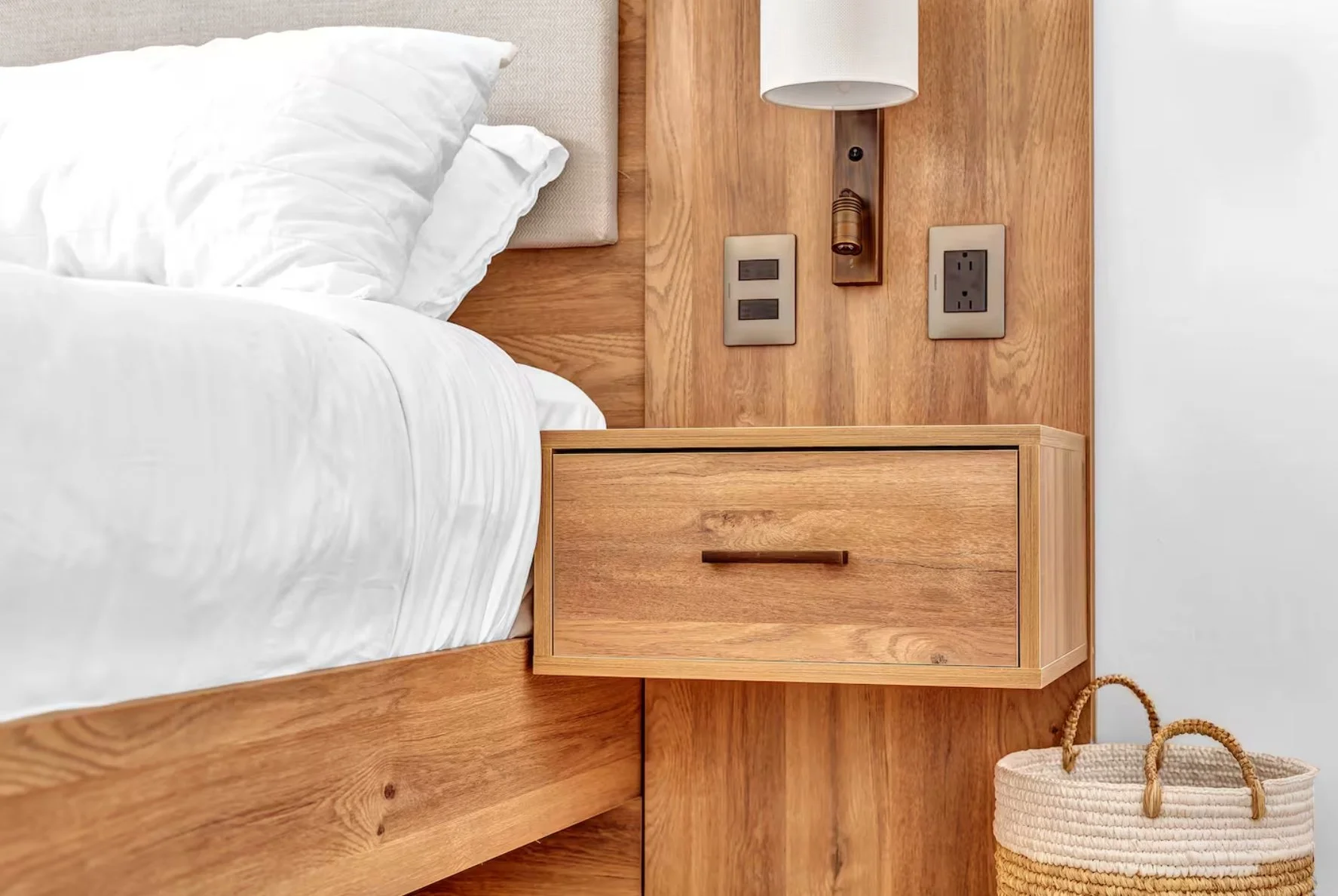 Beach Penthouse Guest Bedroom 3.jpeg