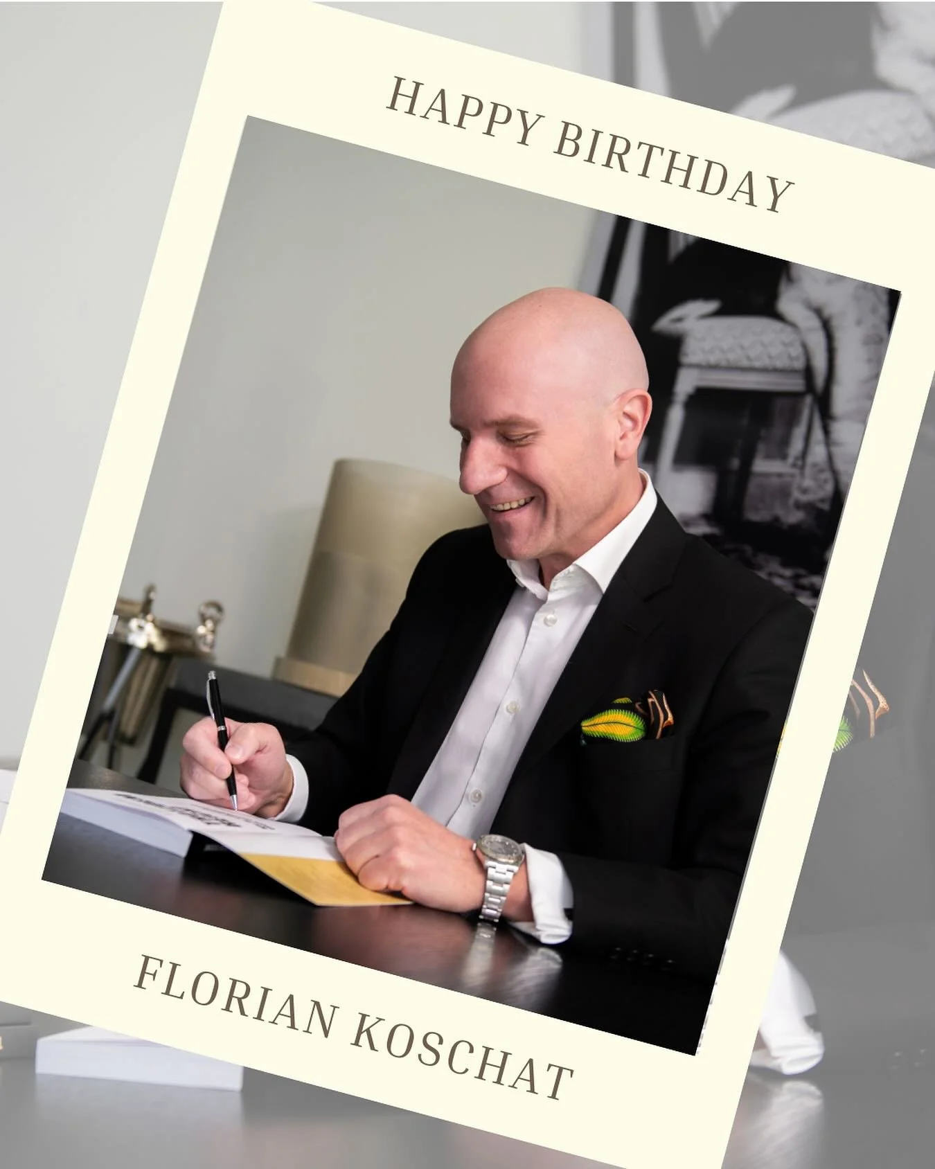 Wir w&uuml;nschen unserem Autor @floriankoschat einen sensationellen Geburtstag und freuen uns auf sein n&auml;chstes Buch 🥳🎁🎈