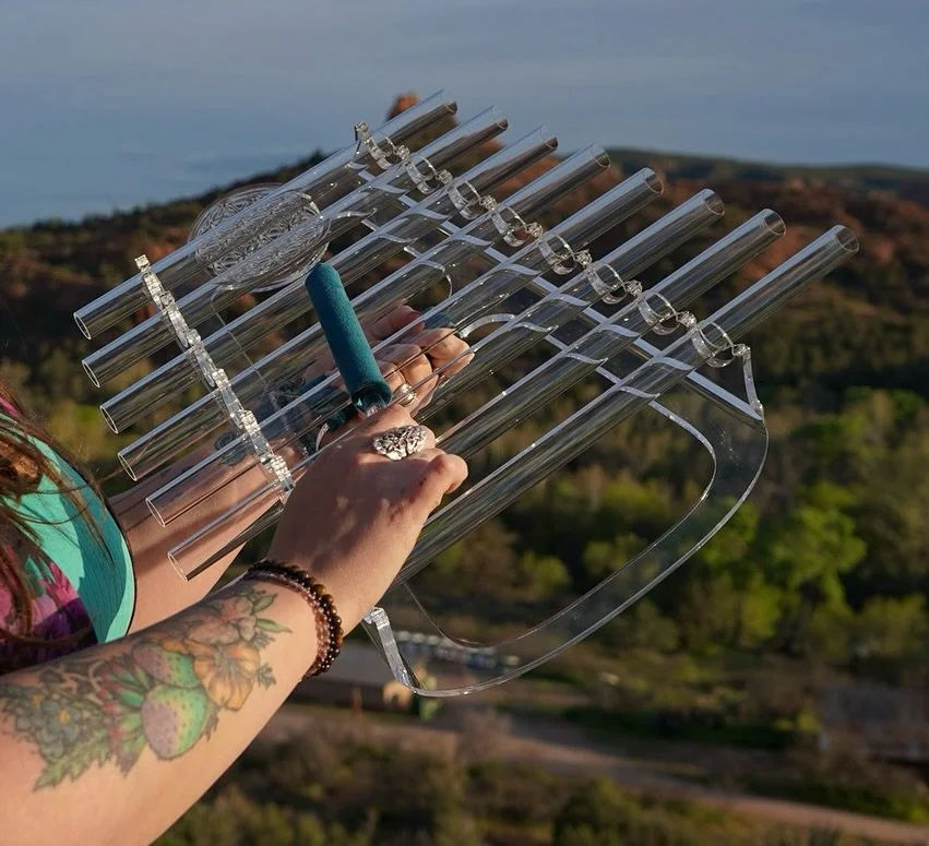I’m overjoyed to announce an exciting new instrument partnership with @_ethereal_wings_ ποΈ 
~ the lovely makers of one of my favorite sound healing instruments: Crystal Harps ππͺ
Designed by makers in Poland, these beautiful Quartz instrumen