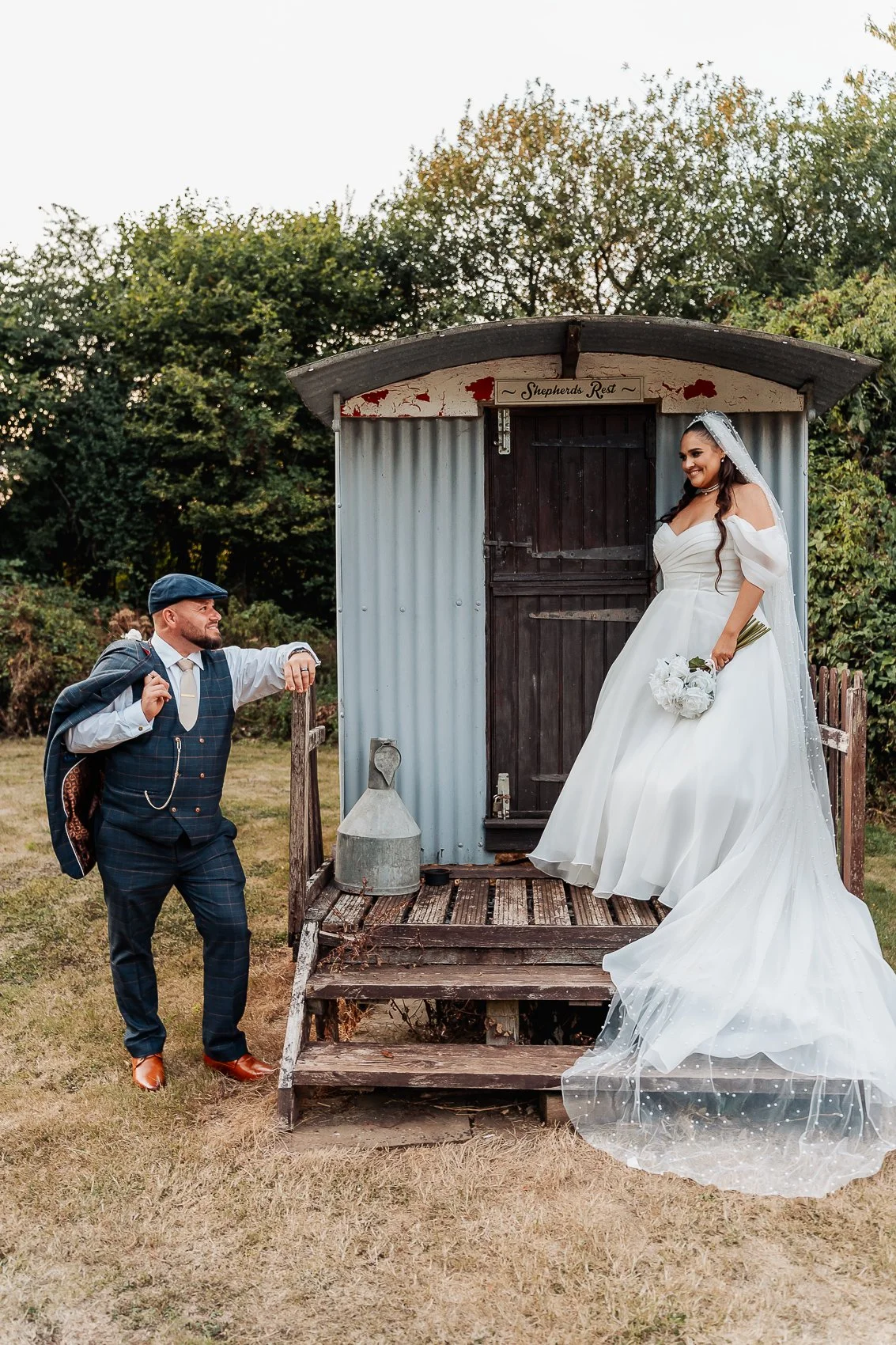 035-cadbury-house-wedding-shepherds-hut-portrait.jpg