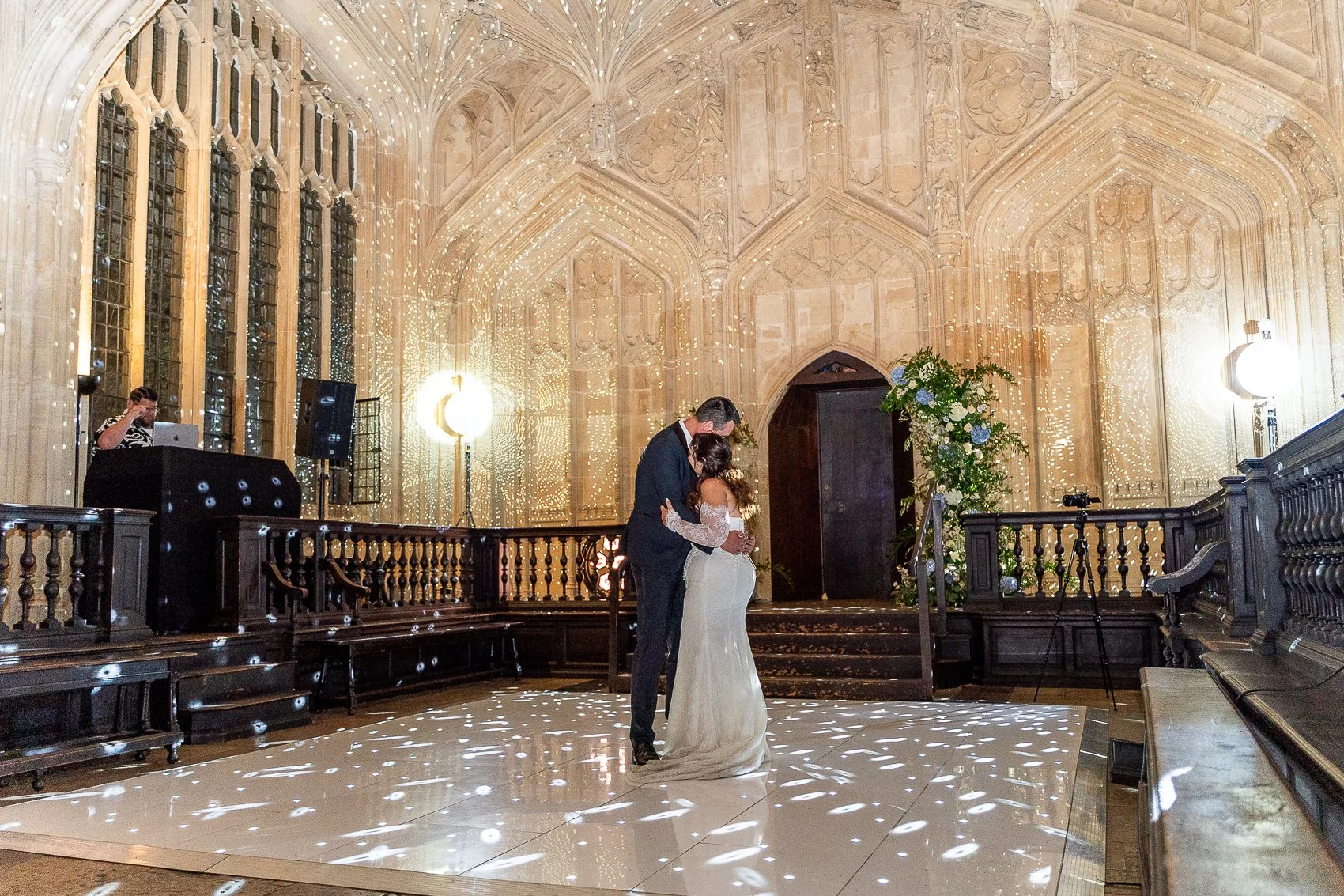 729-joe-stacey-first-dance-vaulted-ceiling-divinity-school.jpg