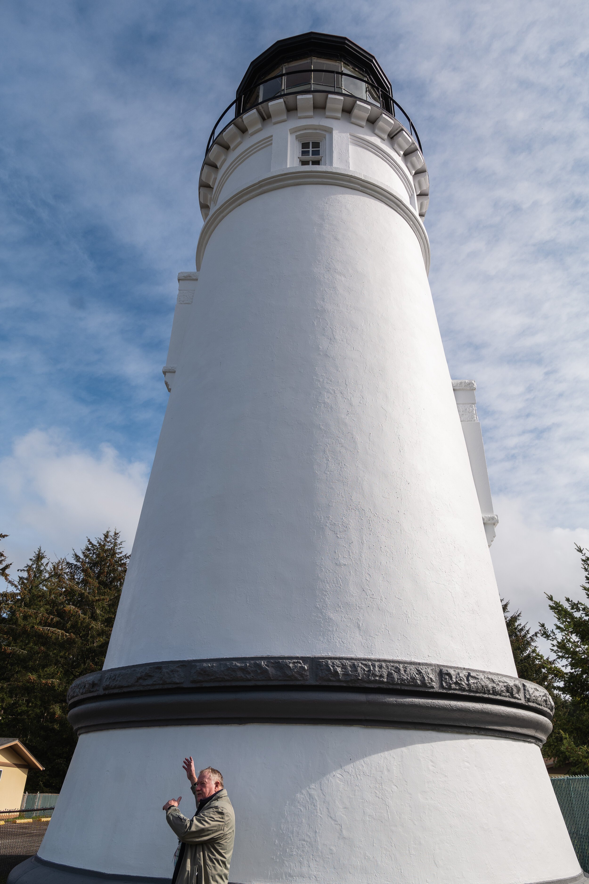 UMPQUA RIVER LIGHTHOUSE 4.JPG