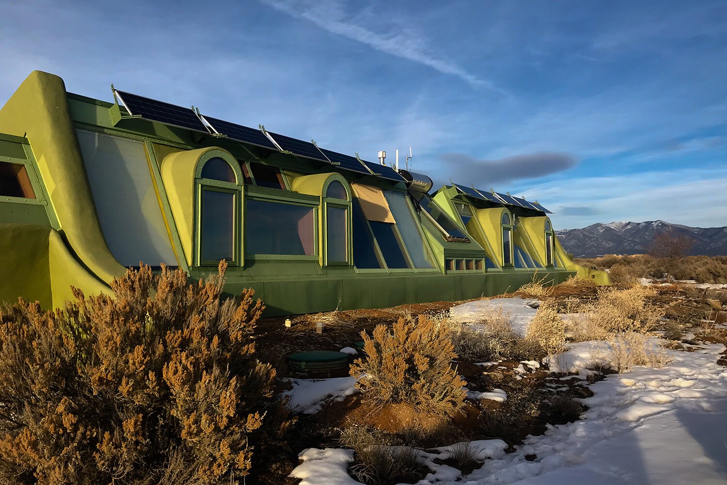 Travels and Curiosities - Where are Earthships in Taos