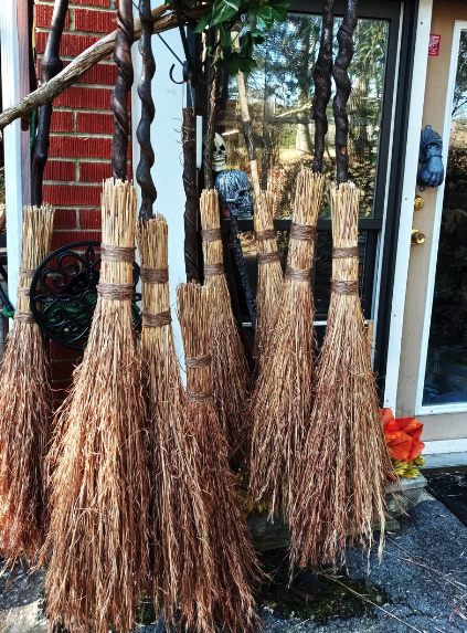 Natural Knot Yule Twisted Witch Besom