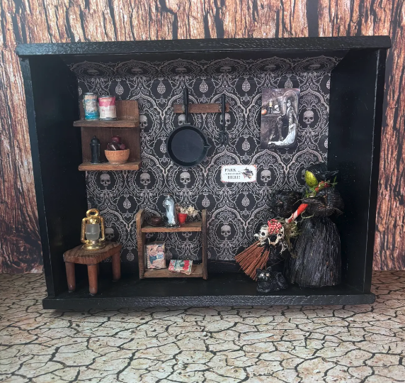 Witches Room Diorama