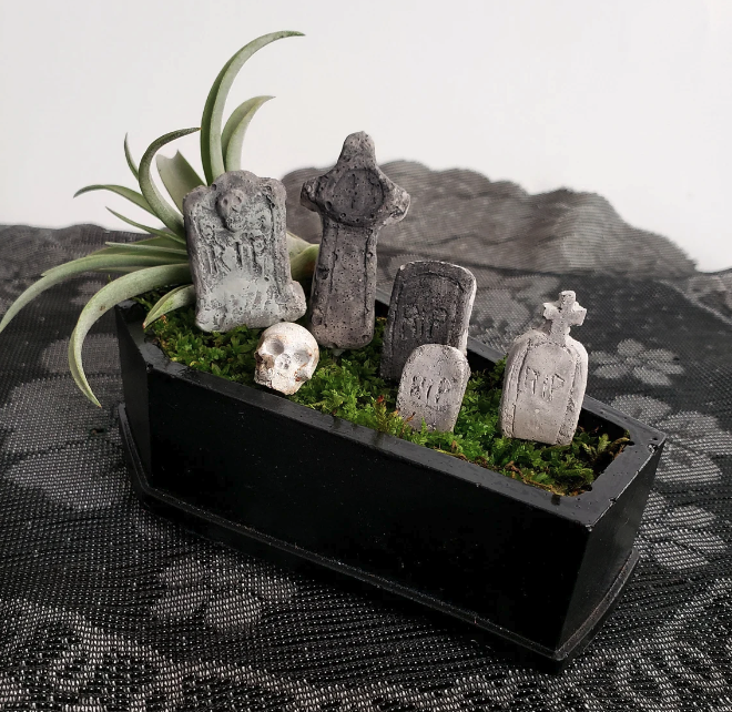 Mini Cemetery Planter