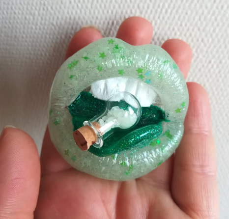 Mouth Lips with Tongue Necklace or Brooch