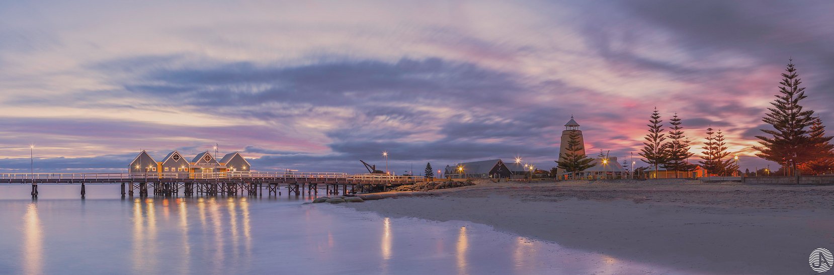 Western Australia - Busselton Jetty.jpg