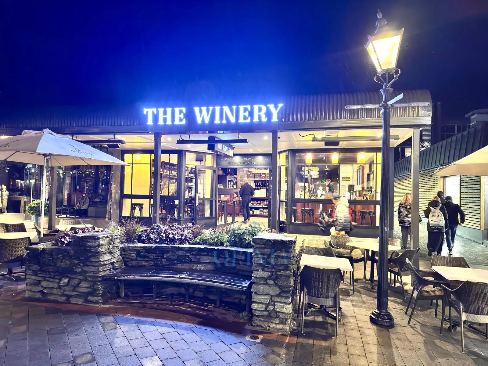 NZ_Winery_Queenstown1.jpeg