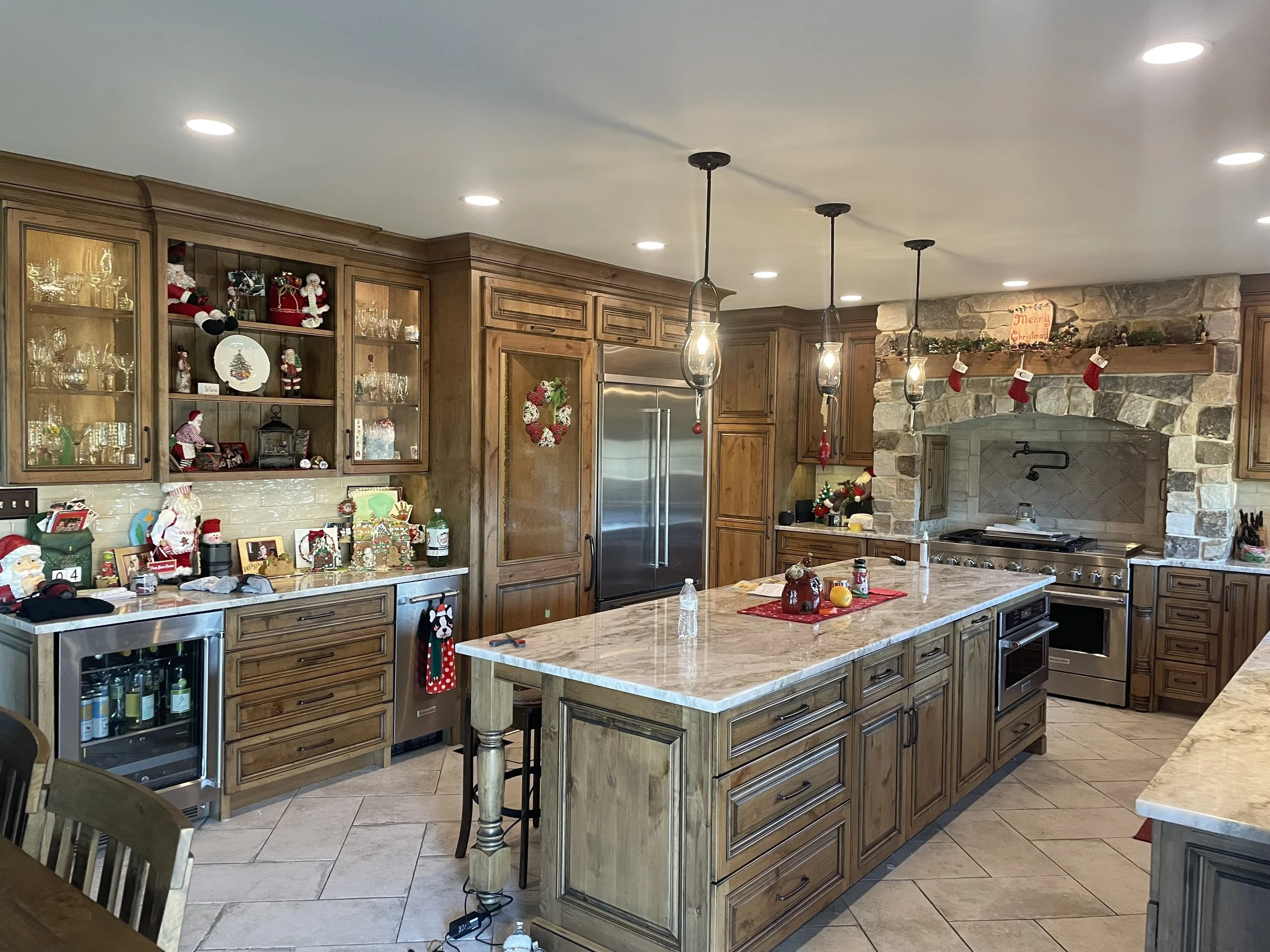 joe c christmas kitchen.jpg