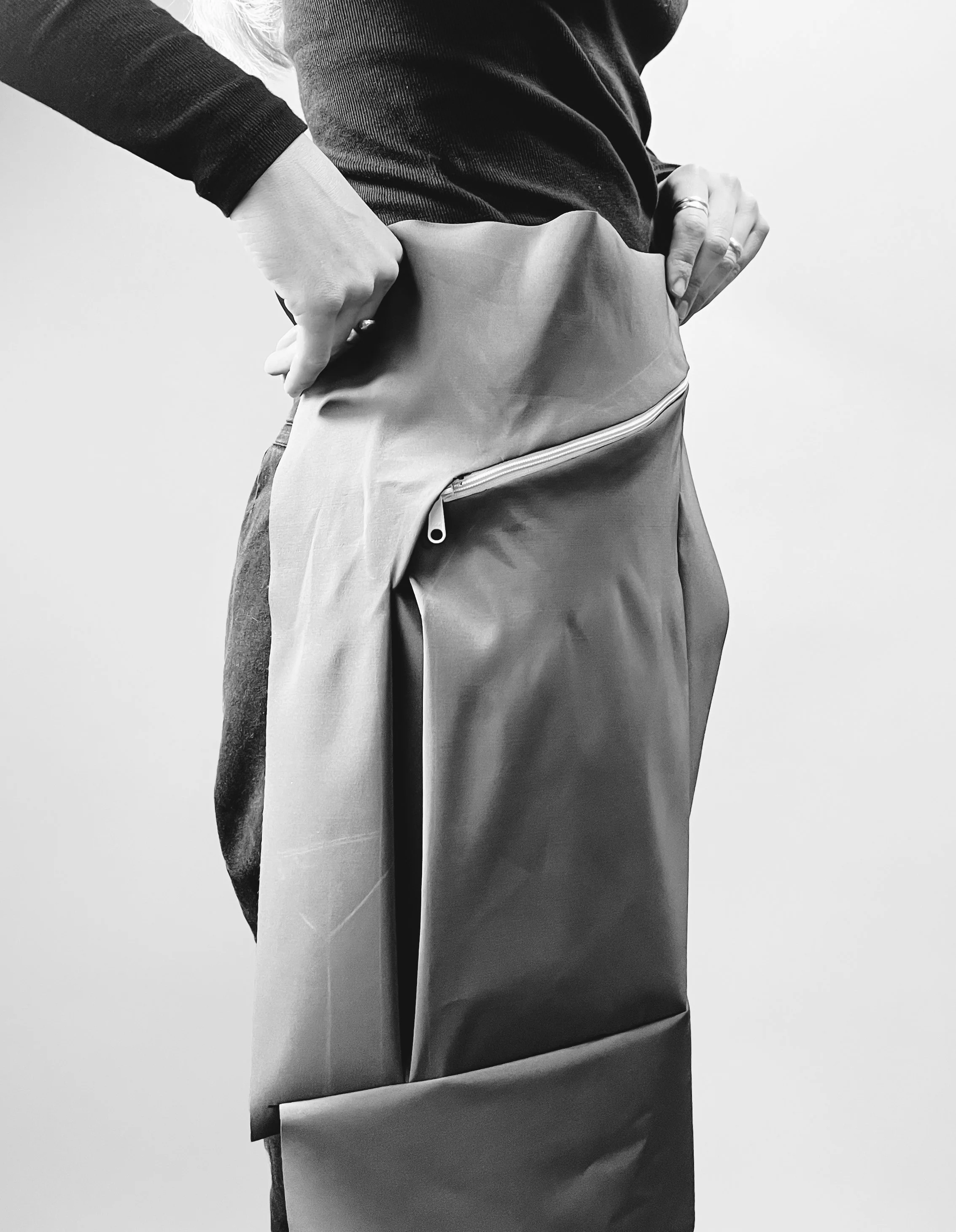 SMBL-proto-bib-side-zipper-b&w.jpg
