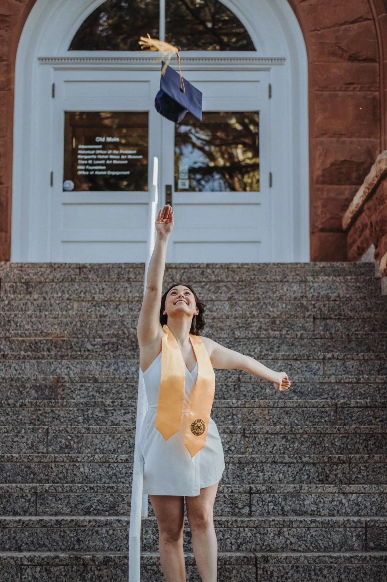Bri_Zurfluh_Grad.FINAL-63.jpg