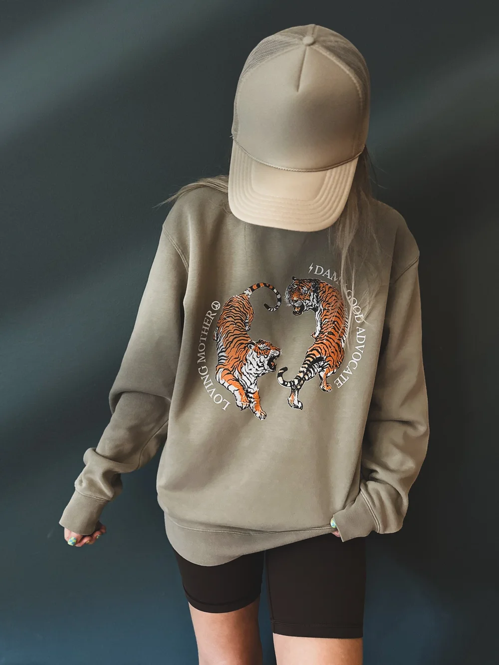 Sweatshirt Damn Good Advocate PEACE LOVE AUTISM