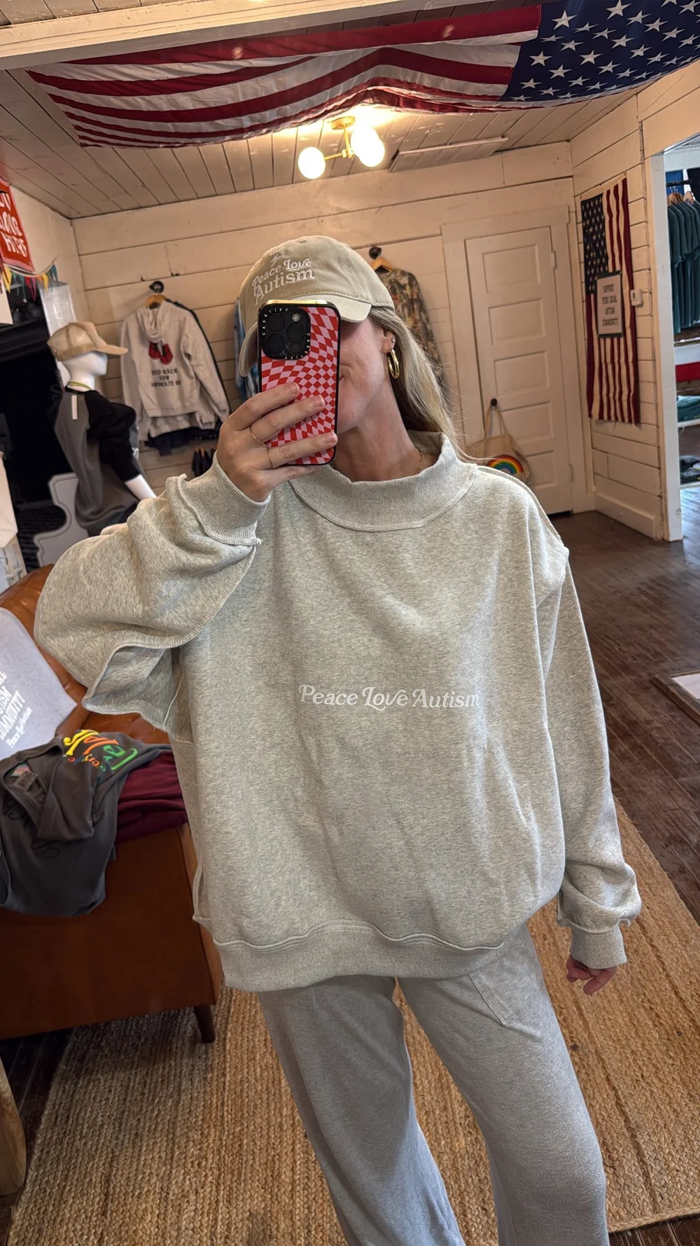 peace Women's Peace™ Crew Sweatshirt | Mountain Hardwear