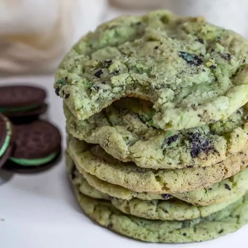 OREO-SHAMROCK-SHAKE-COOKIES-10-of-10.jpg (Copy)