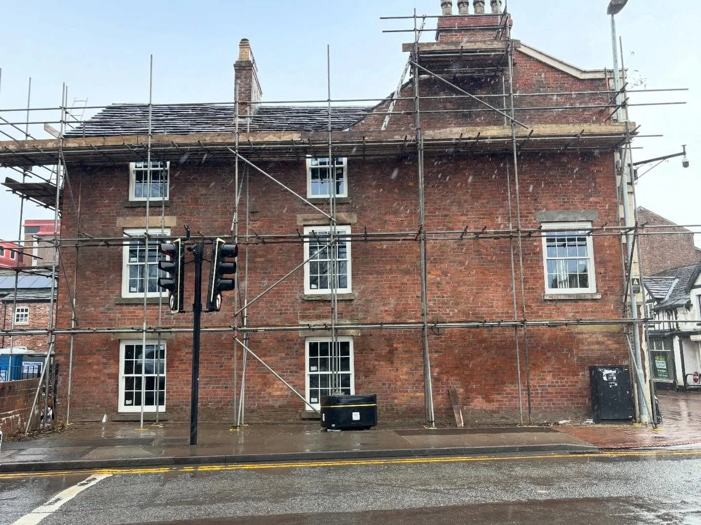 First big supply and install of the year done at 53 Chestergate in Macclesfield for @rsbndevelopers absolute pleasure to work with and loving these stunner @accoyawood box sashes made for the property. Looking forward to seeing the exterior come alon