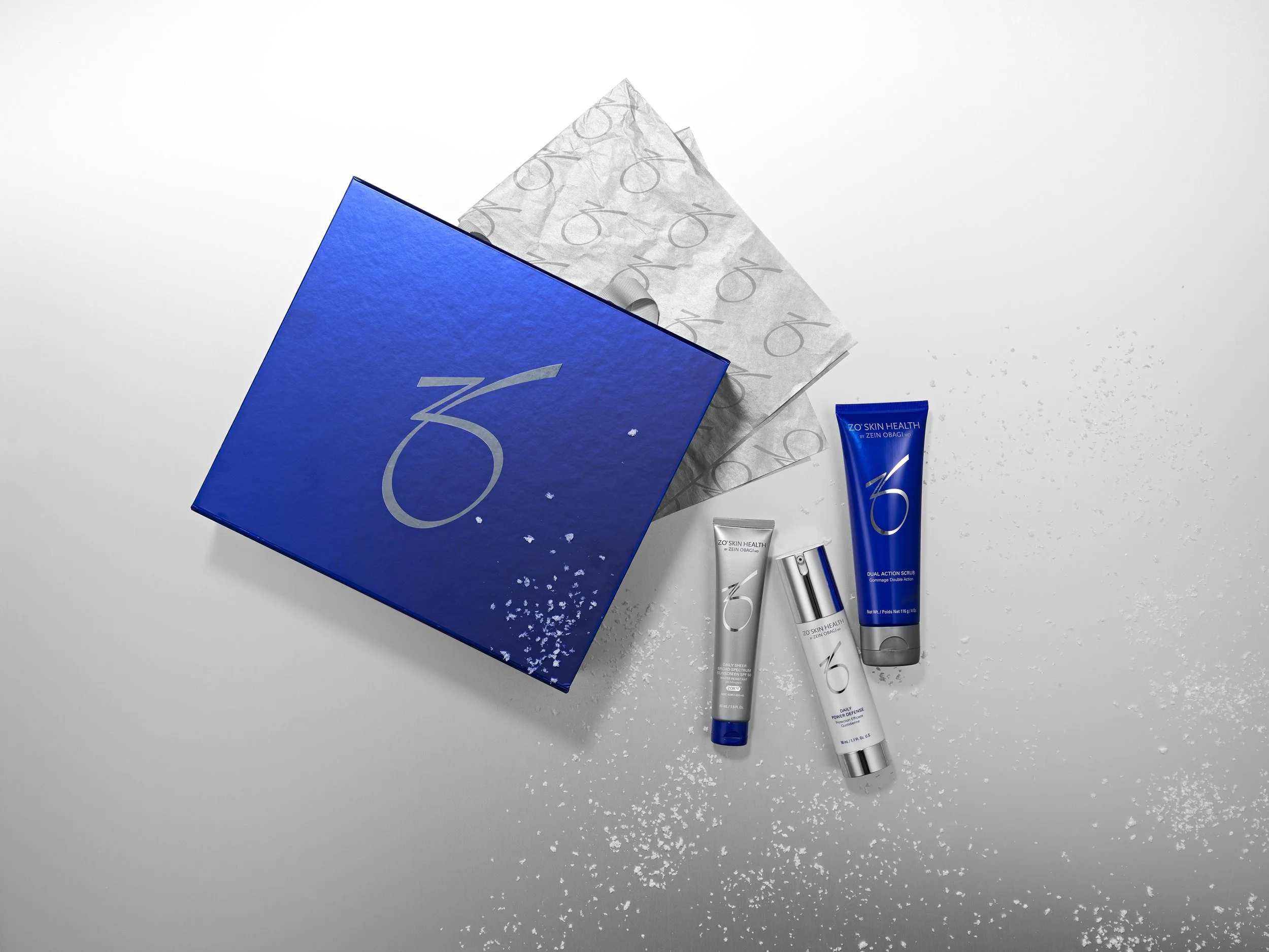 Holiday_Shot_4-1_Essentials_For_Men_001.jpg