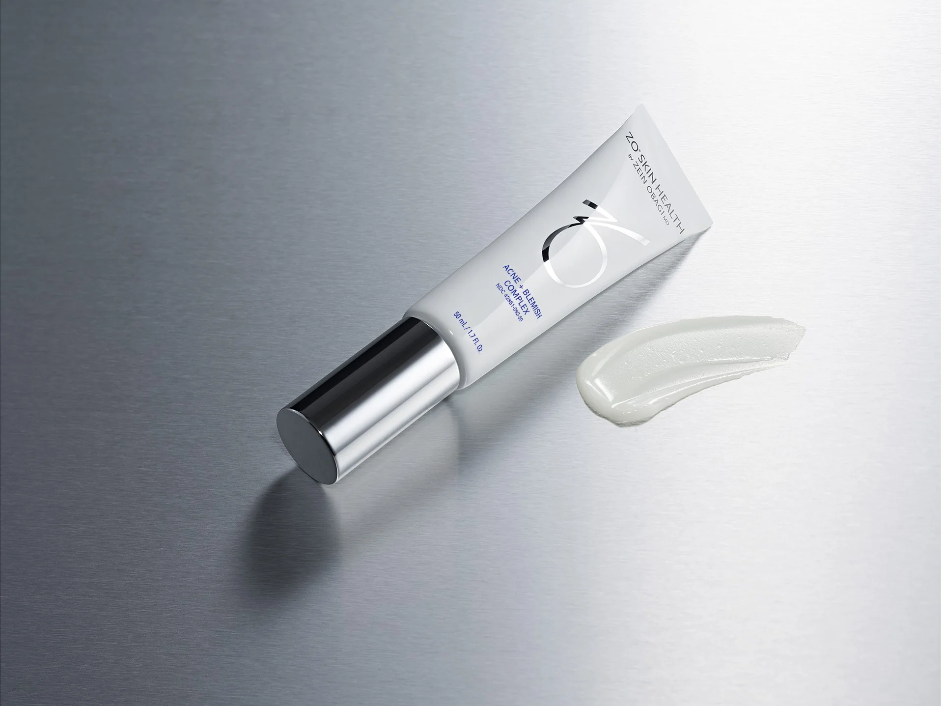 Retinol_Acne_Complex_Stylized_Ext_INTL.jpg