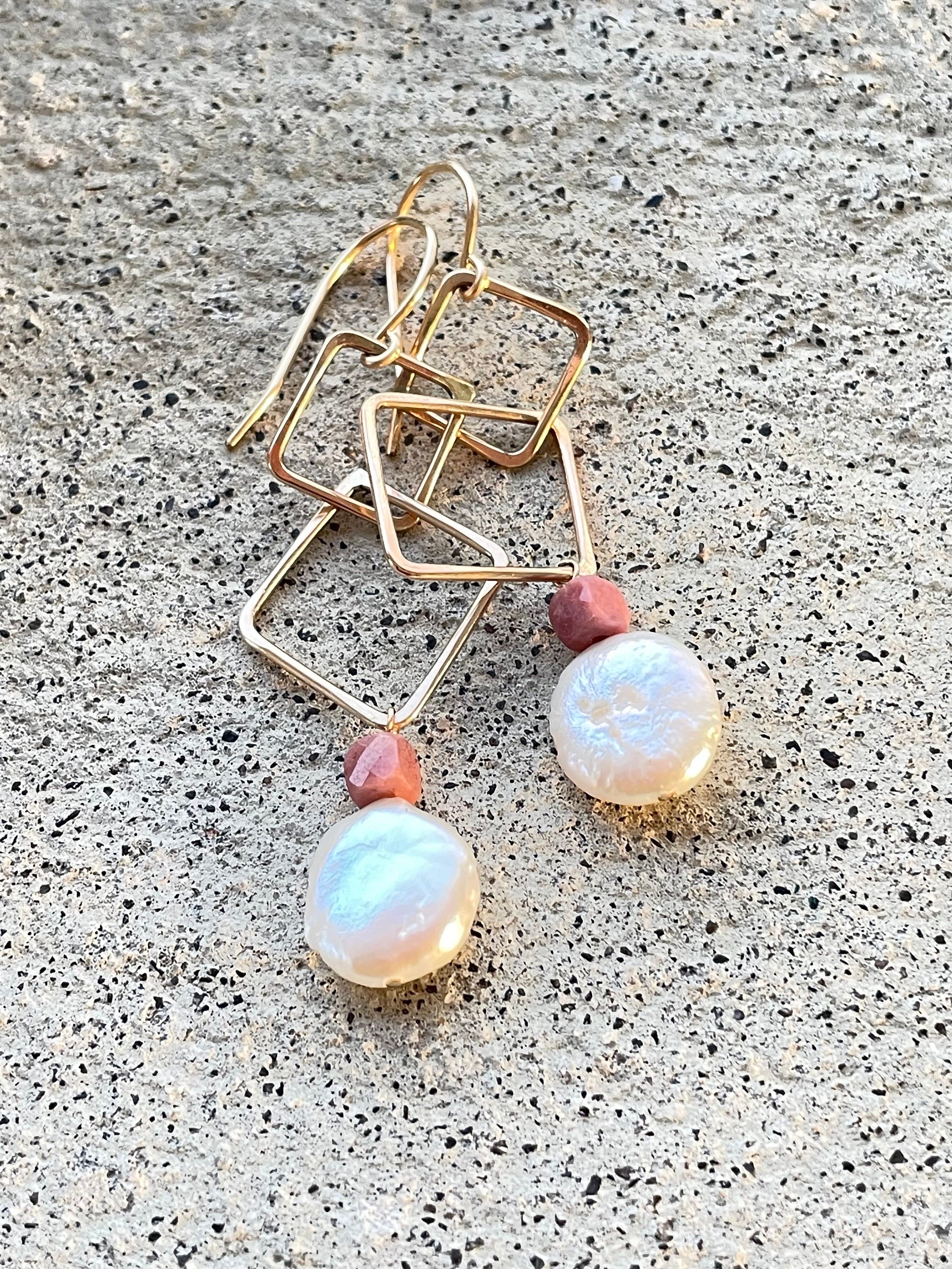https://i.etsystatic.com/19363013/r/il/383367/5743795775/il_fullxfull.5743795775_aimd.jpg