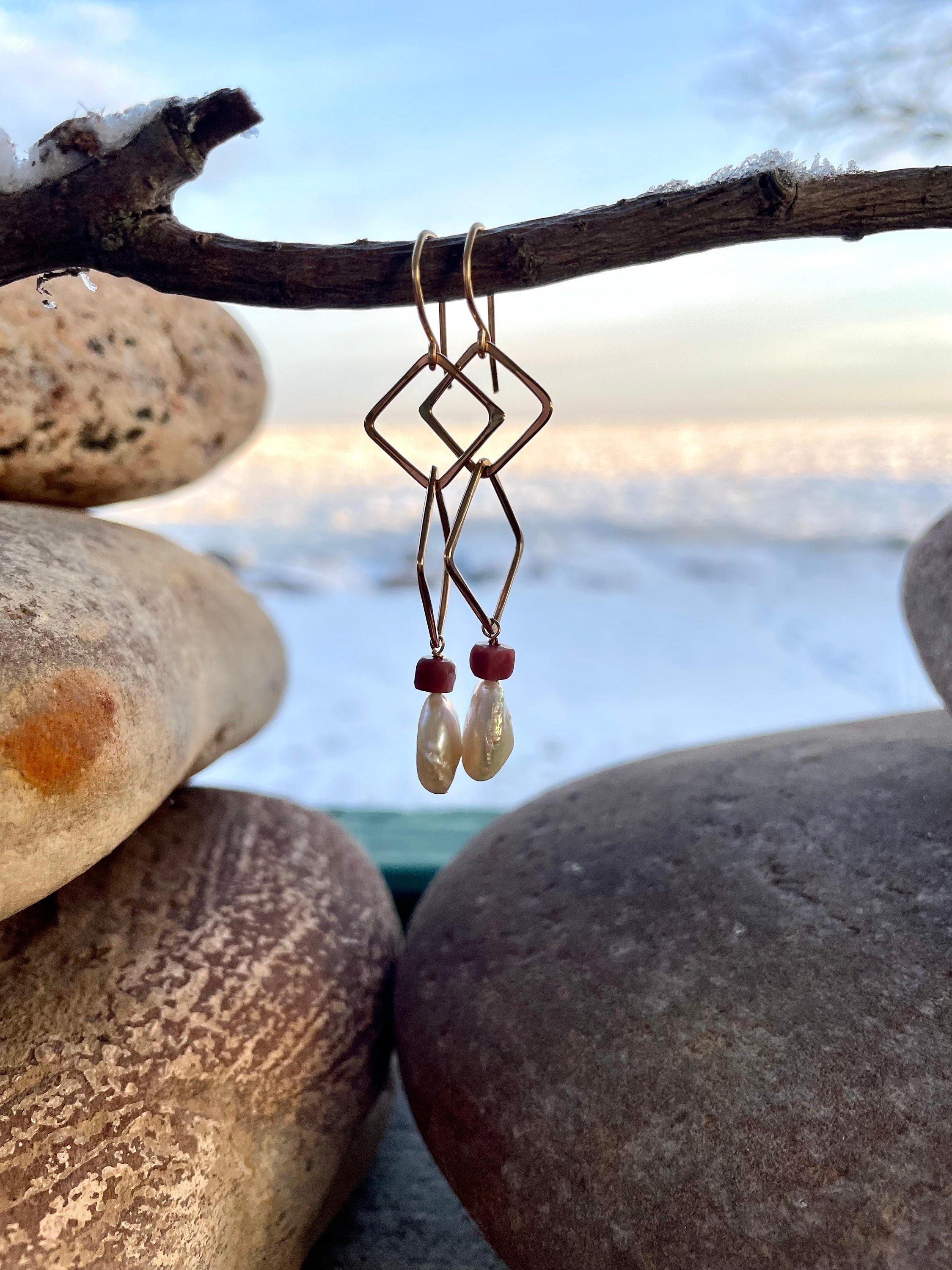https://i.etsystatic.com/19363013/r/il/eb9ccd/5695745480/il_fullxfull.5695745480_fhyx.jpg
