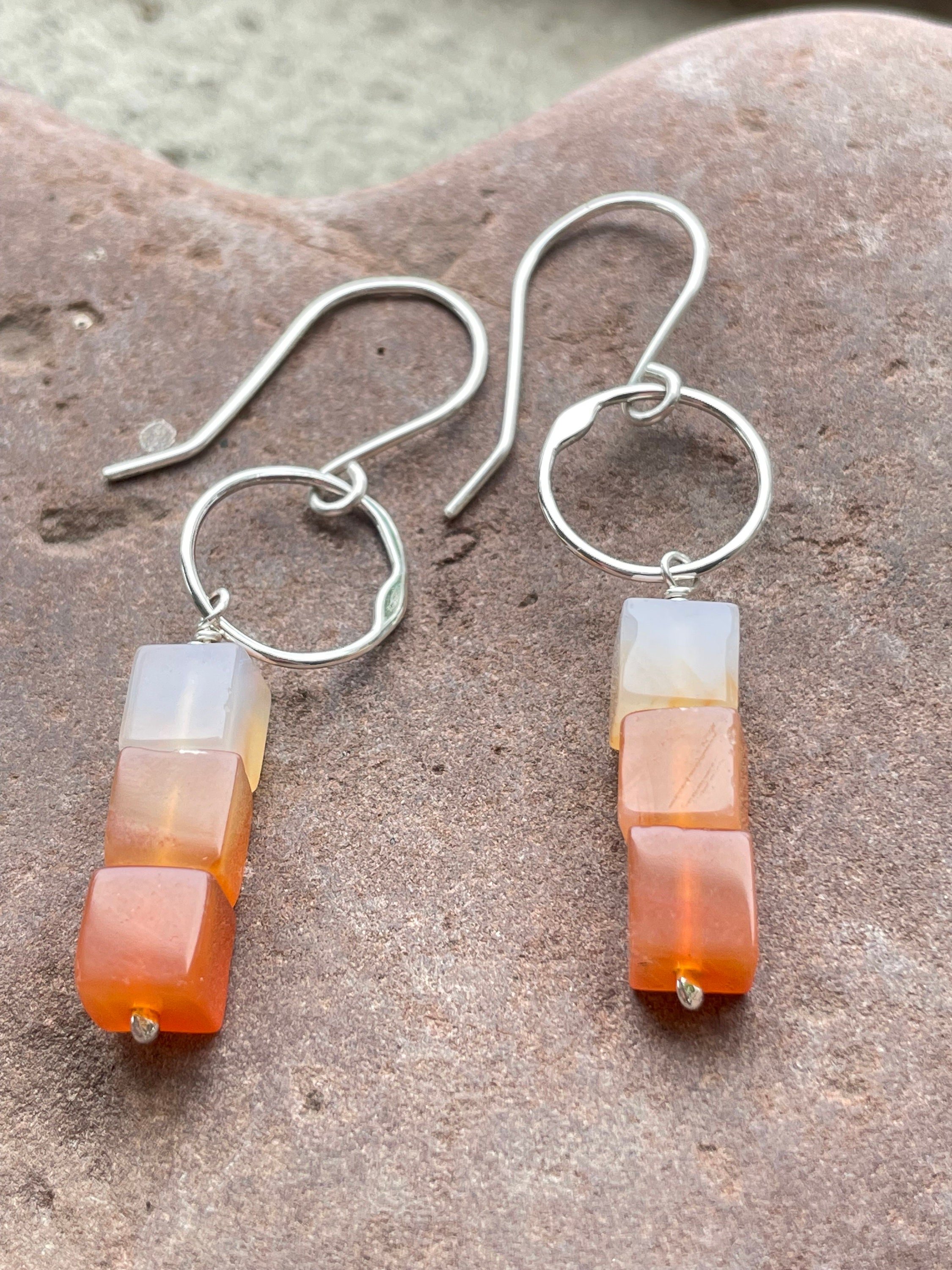 https://i.etsystatic.com/19363013/r/il/18a275/5693000194/il_fullxfull.5693000194_3a1w.jpg
