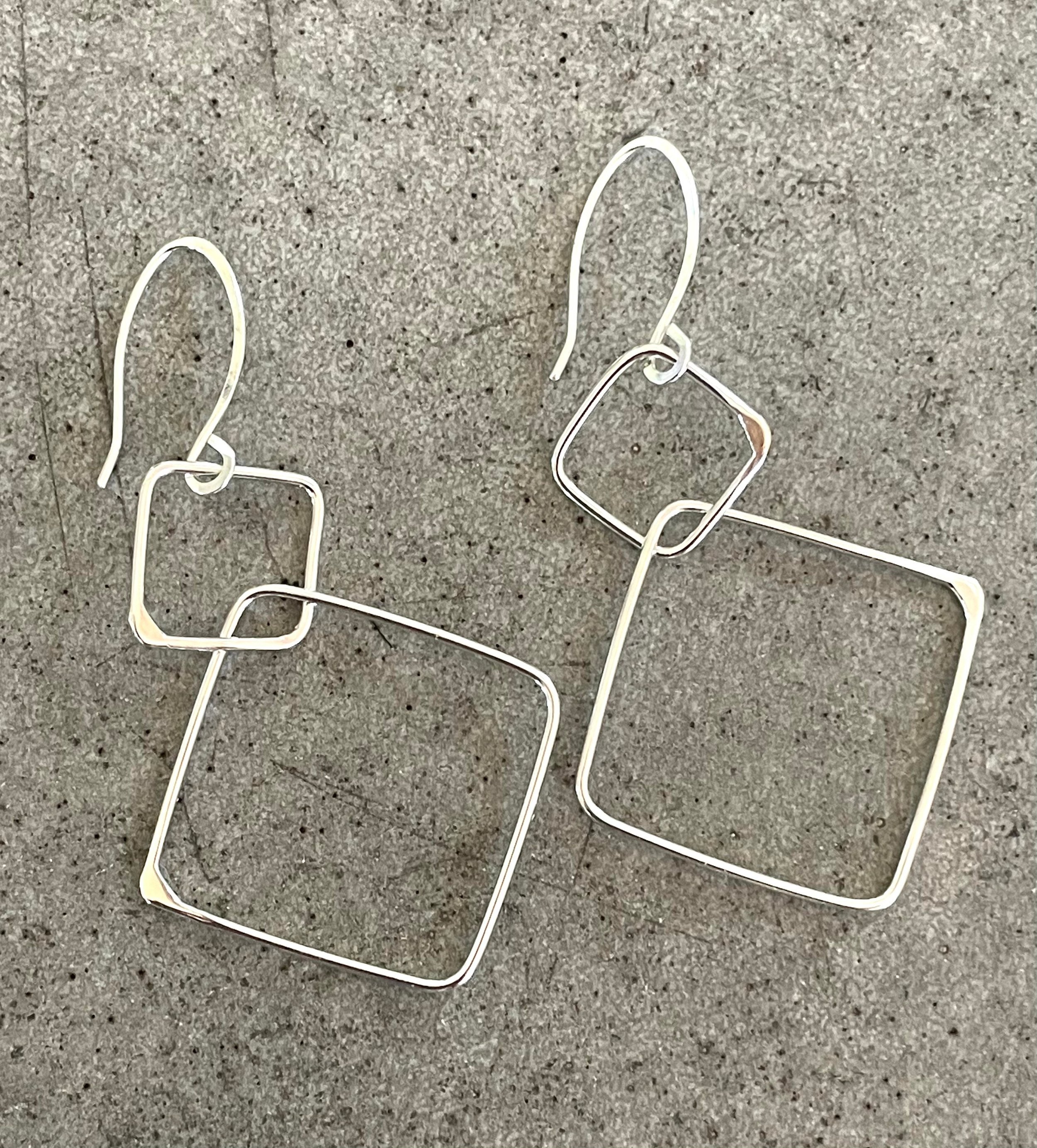 https://i.etsystatic.com/19363013/r/il/e7e93a/4282971410/il_fullxfull.4282971410_bsxn.jpg