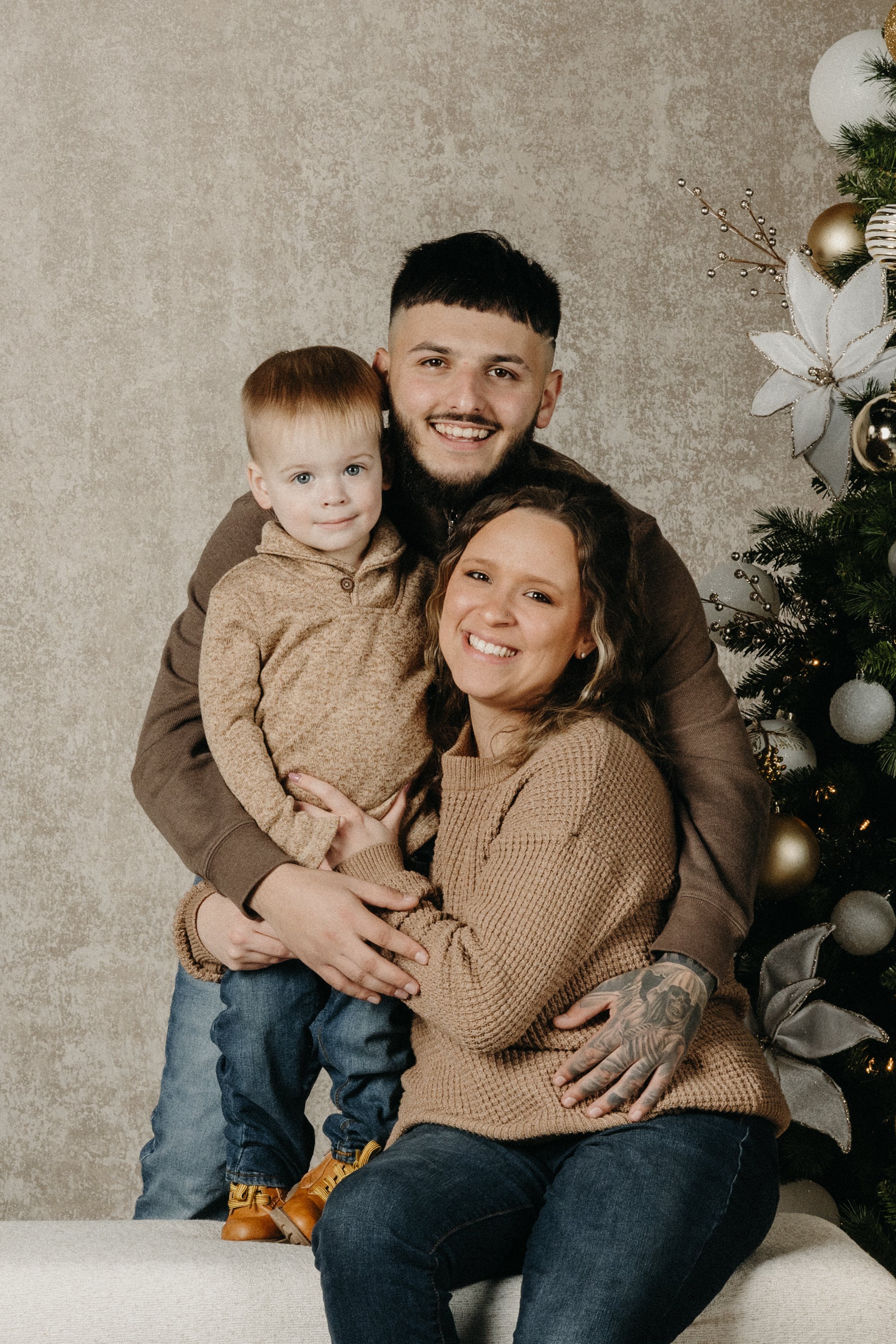 2023 GarseeyuhMemories Holiday Mini Sessions0518 1.jpg