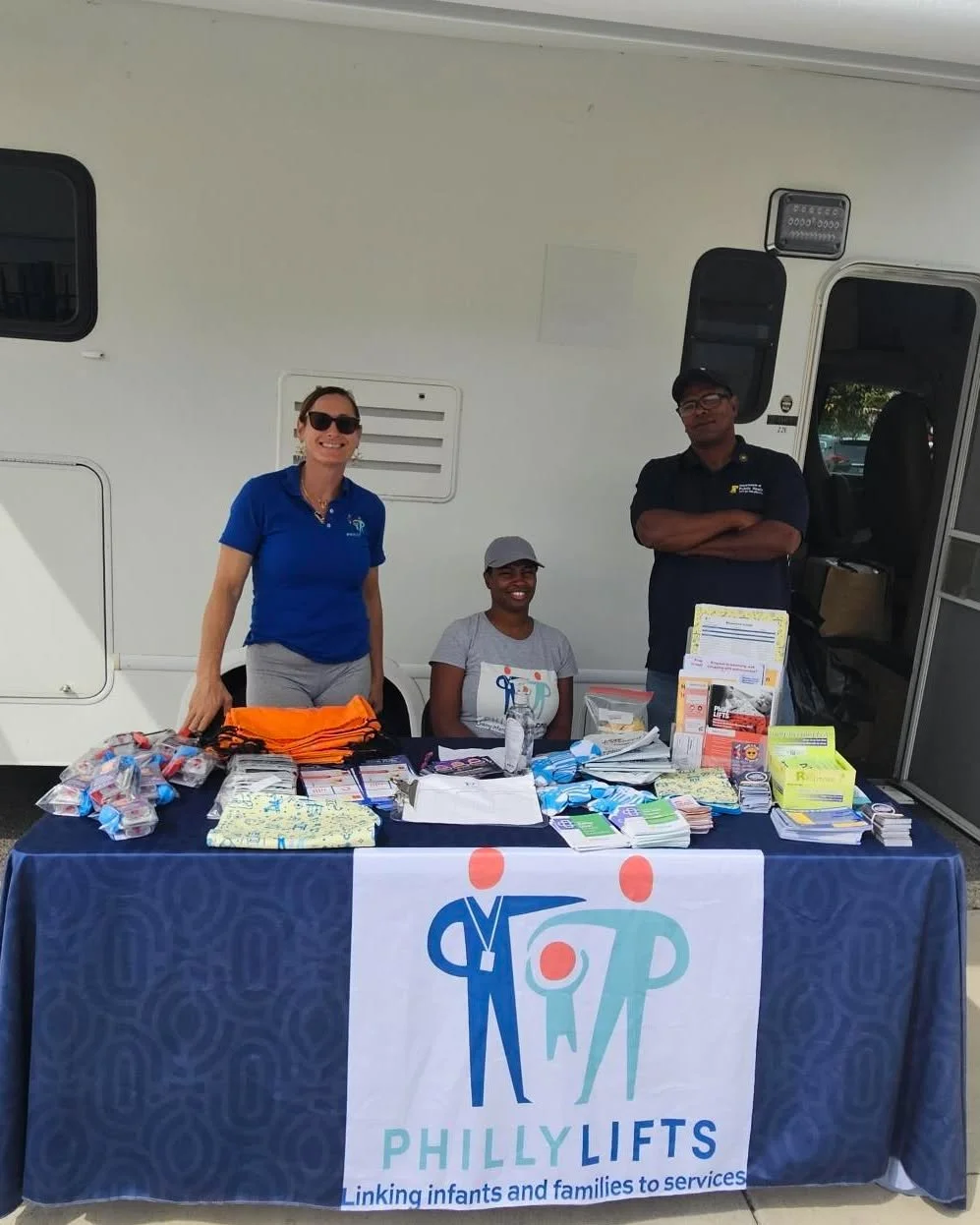 SUPHR's Philly LIFTs team has been out in North and West Philly connecting families with resources for children and infants, along with harm reduction materials and training. During outreach in September, the LIFTs team distributed 7 baby supply pack