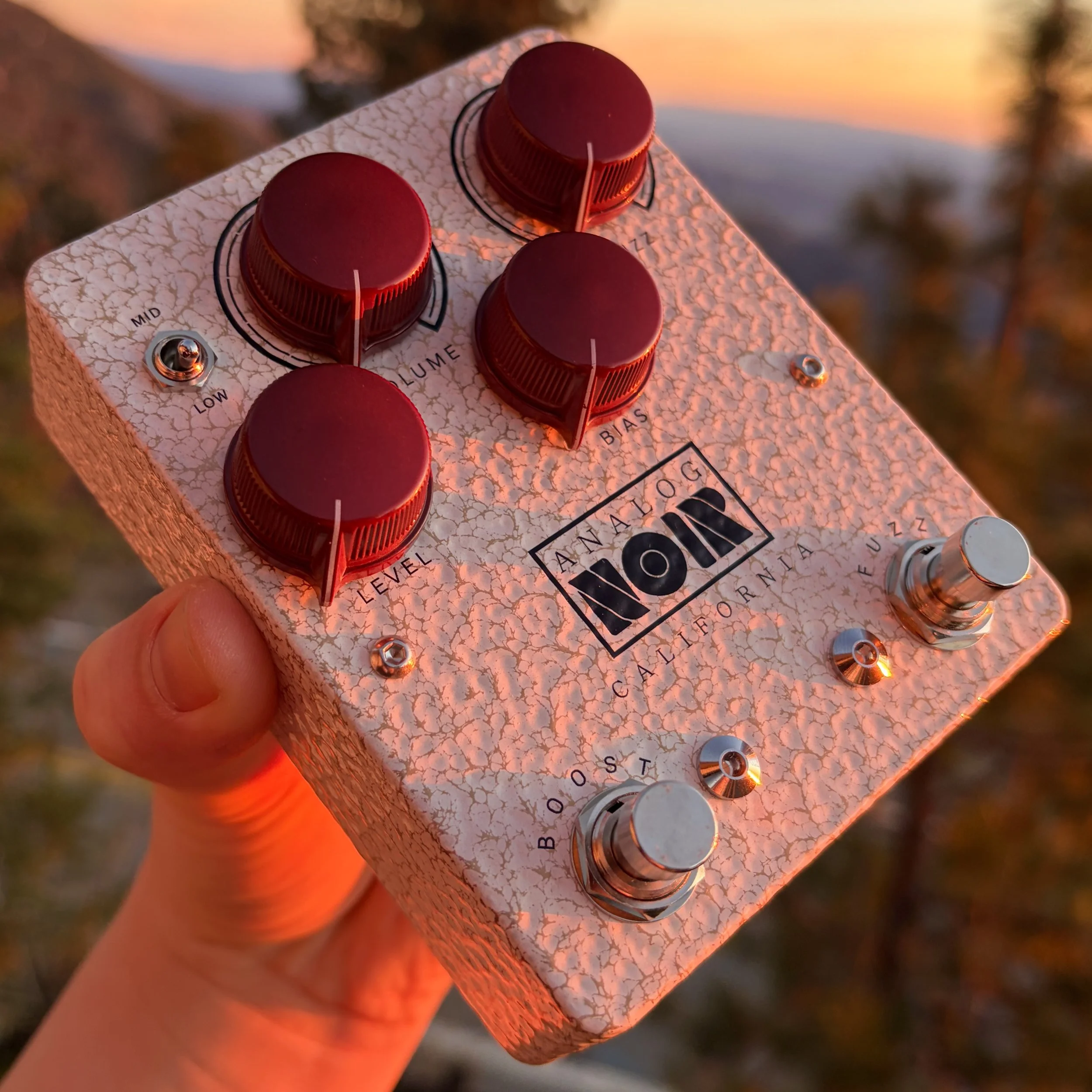 Moon Lion | Fuzz Face / Rangemaster Treble Boost