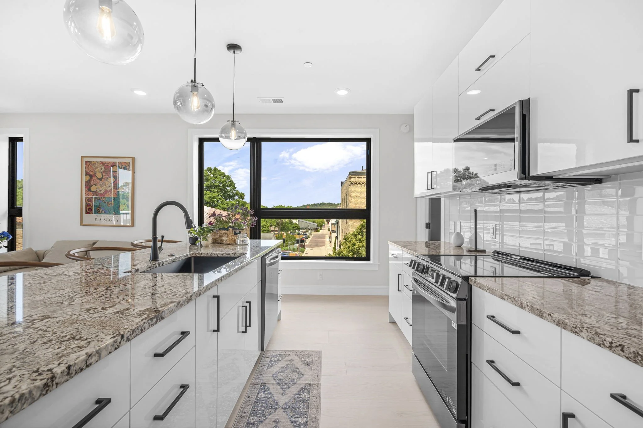 17-web-or-mls-A7404056.jpg
