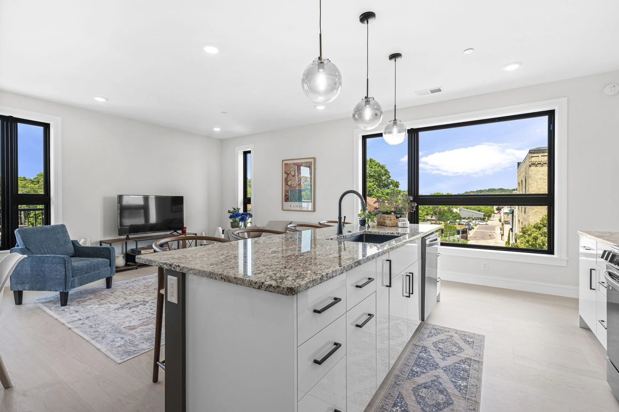 16-web-or-mls-A7404053.jpg