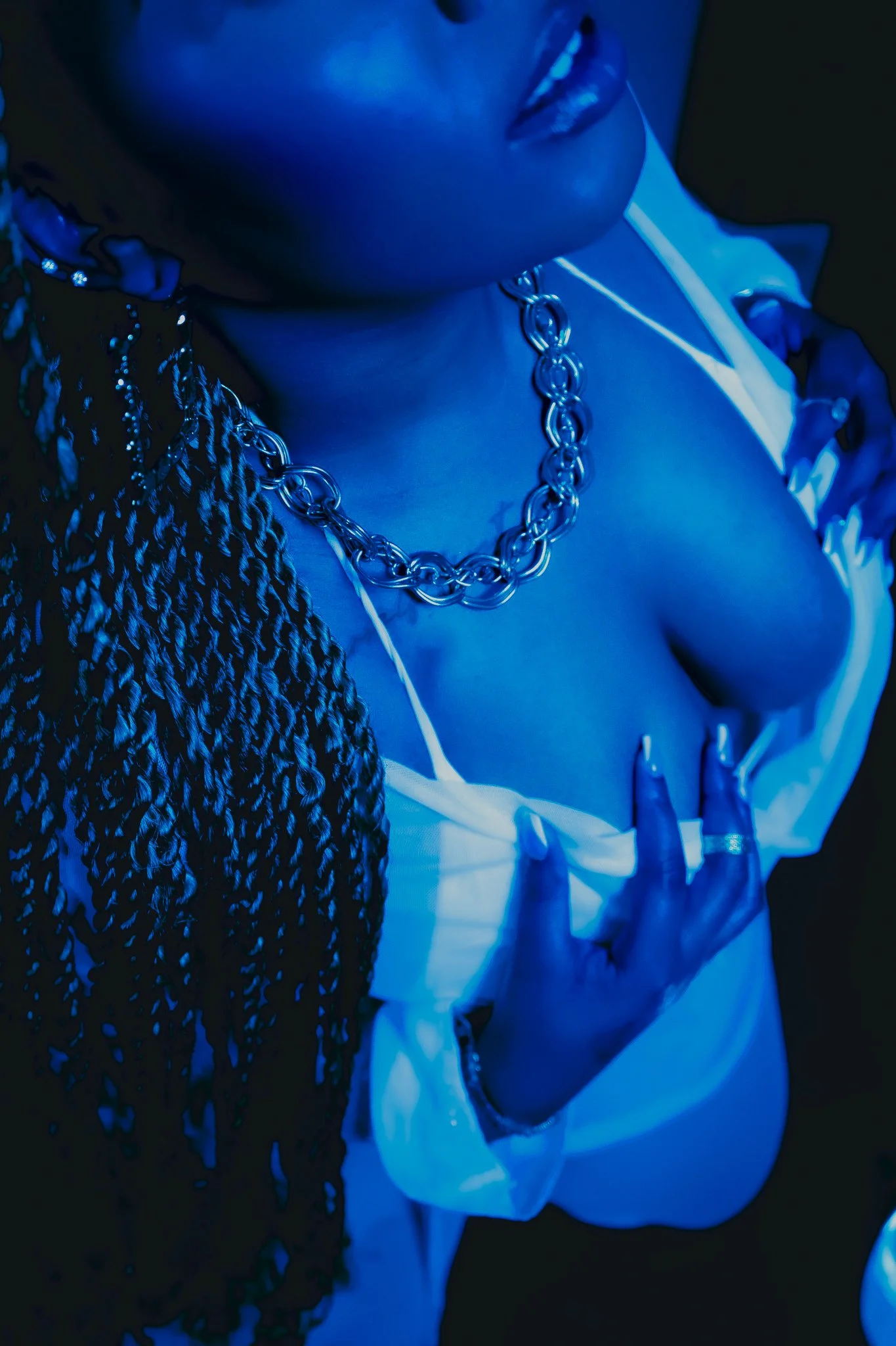 what’s a karen to a keisha?

@angeliquenow channeling the famed vixen for the start of her NEW era.

shot by me, inspired by hype williams 1998 film belly.