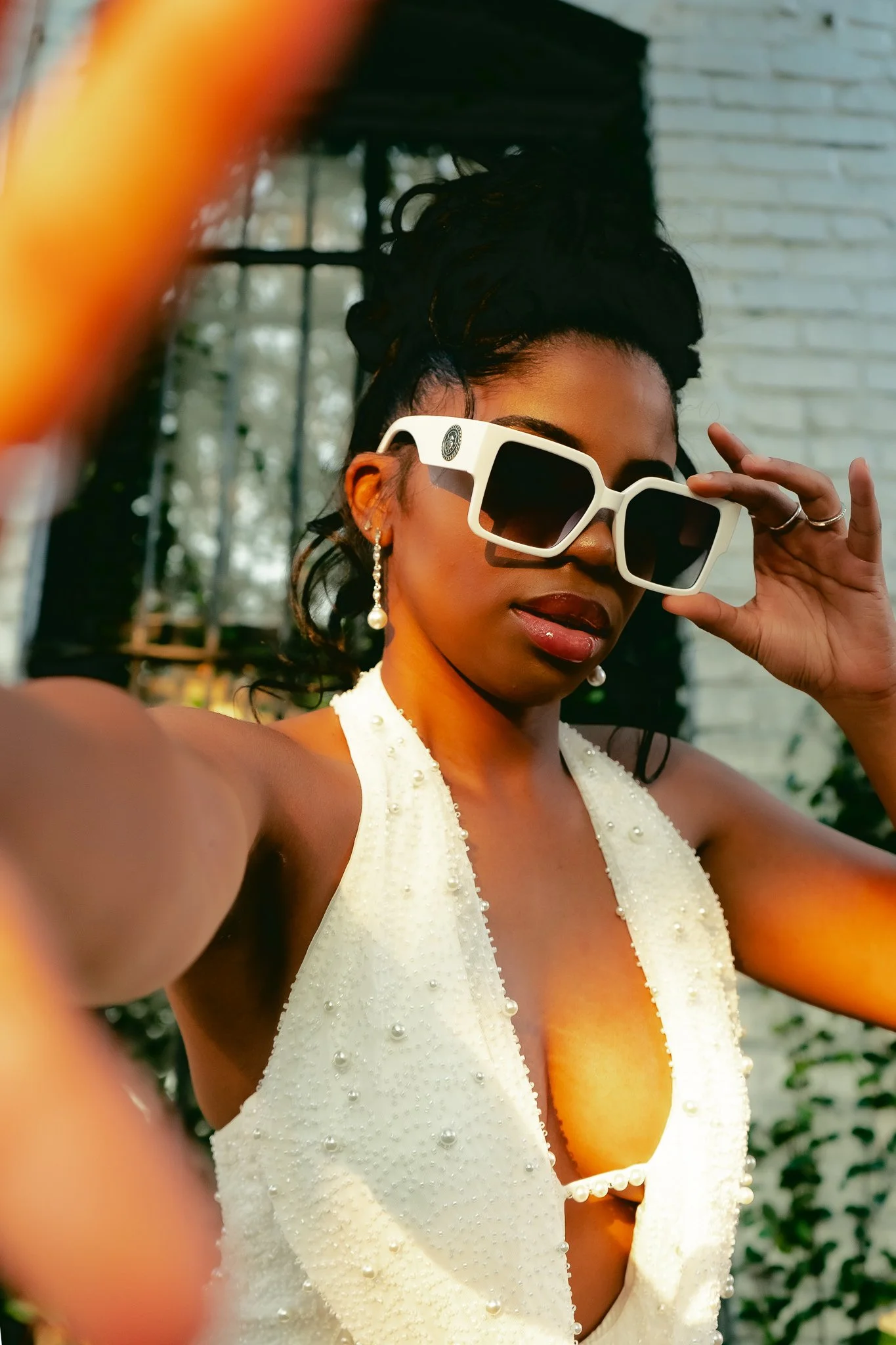 "The lighting is good wherever I'm at." featuring the model Natori
Shot by: Miles Bently
Model: @synoviahoney