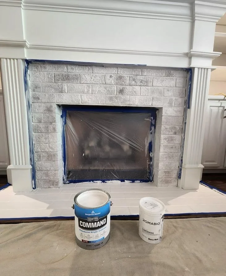 A little @romabiopaints white wash action on this beautiful Friday! 🌞