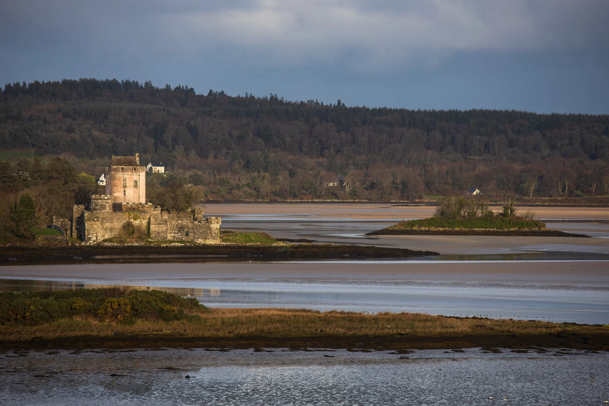 Doe-Castle-Wide.jpg