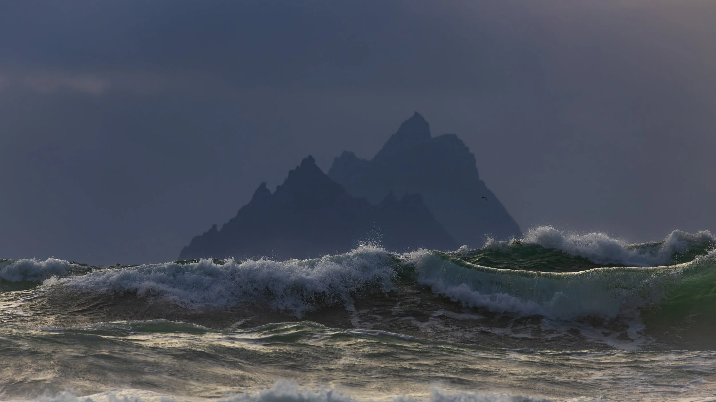150-600 skellig waves-26.jpg