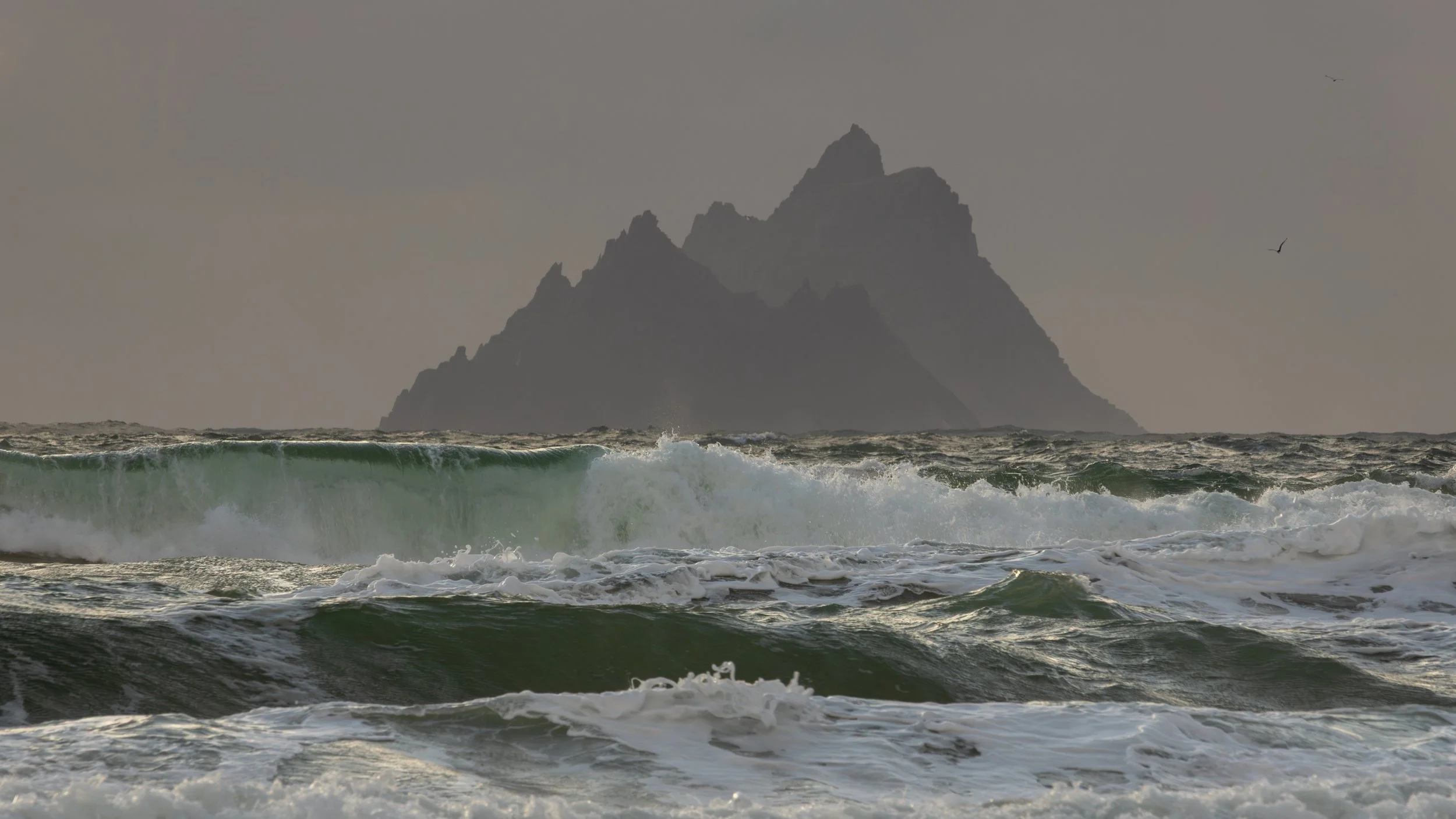 150-600 skellig waves-8.jpg