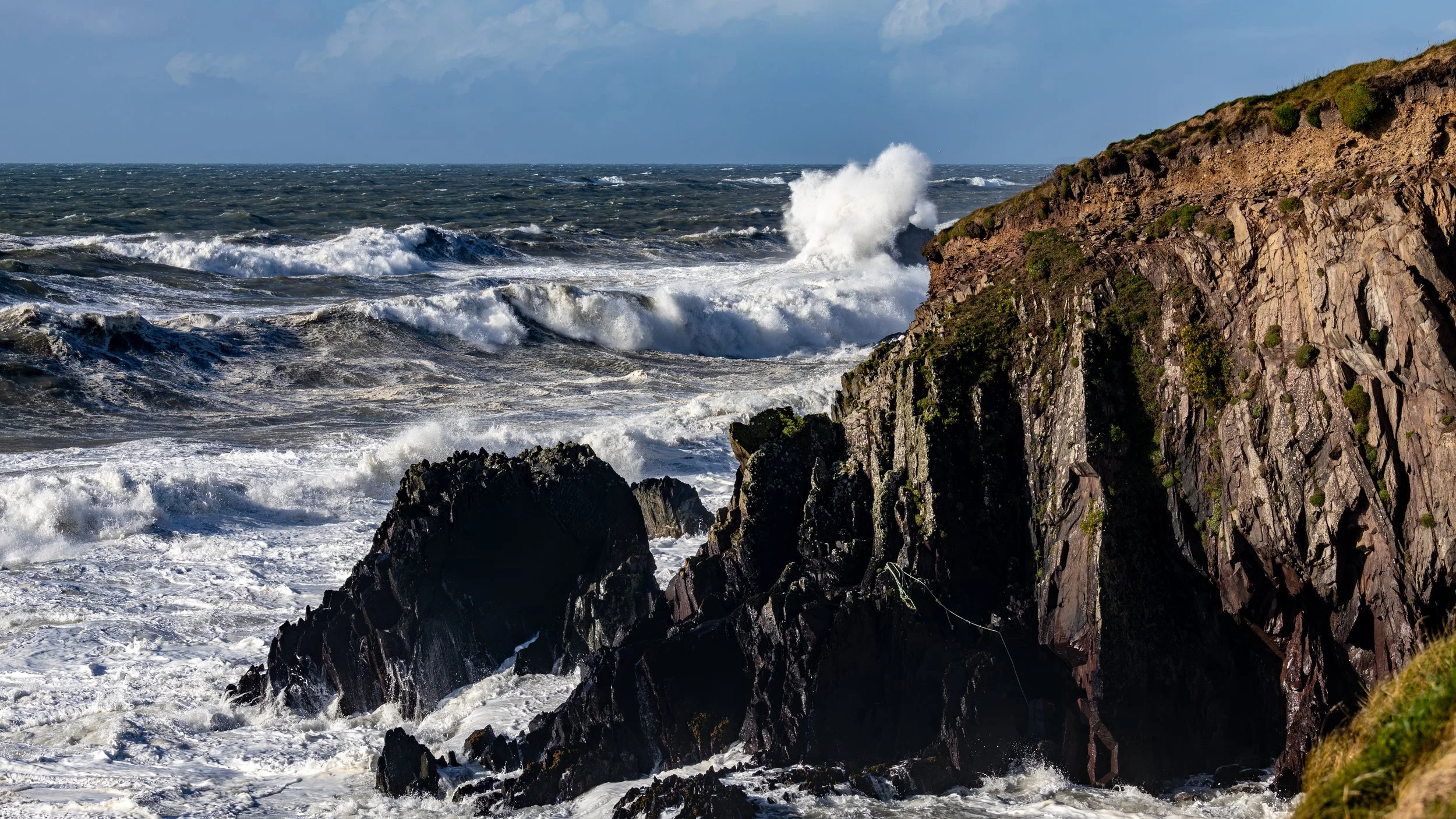 ballycotton cliff waves-4.jpg