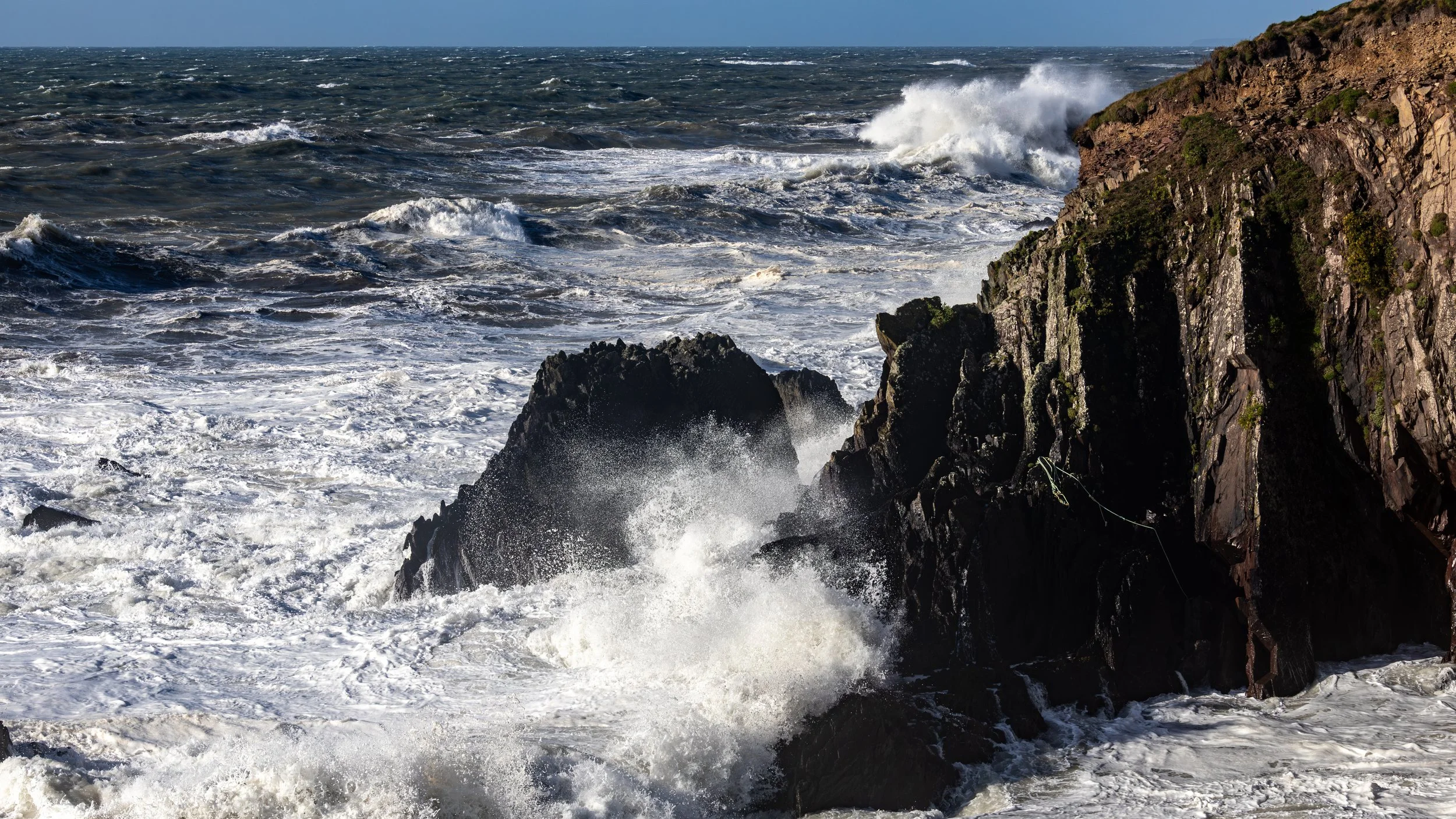 ballycotton cliff waves-6.jpg