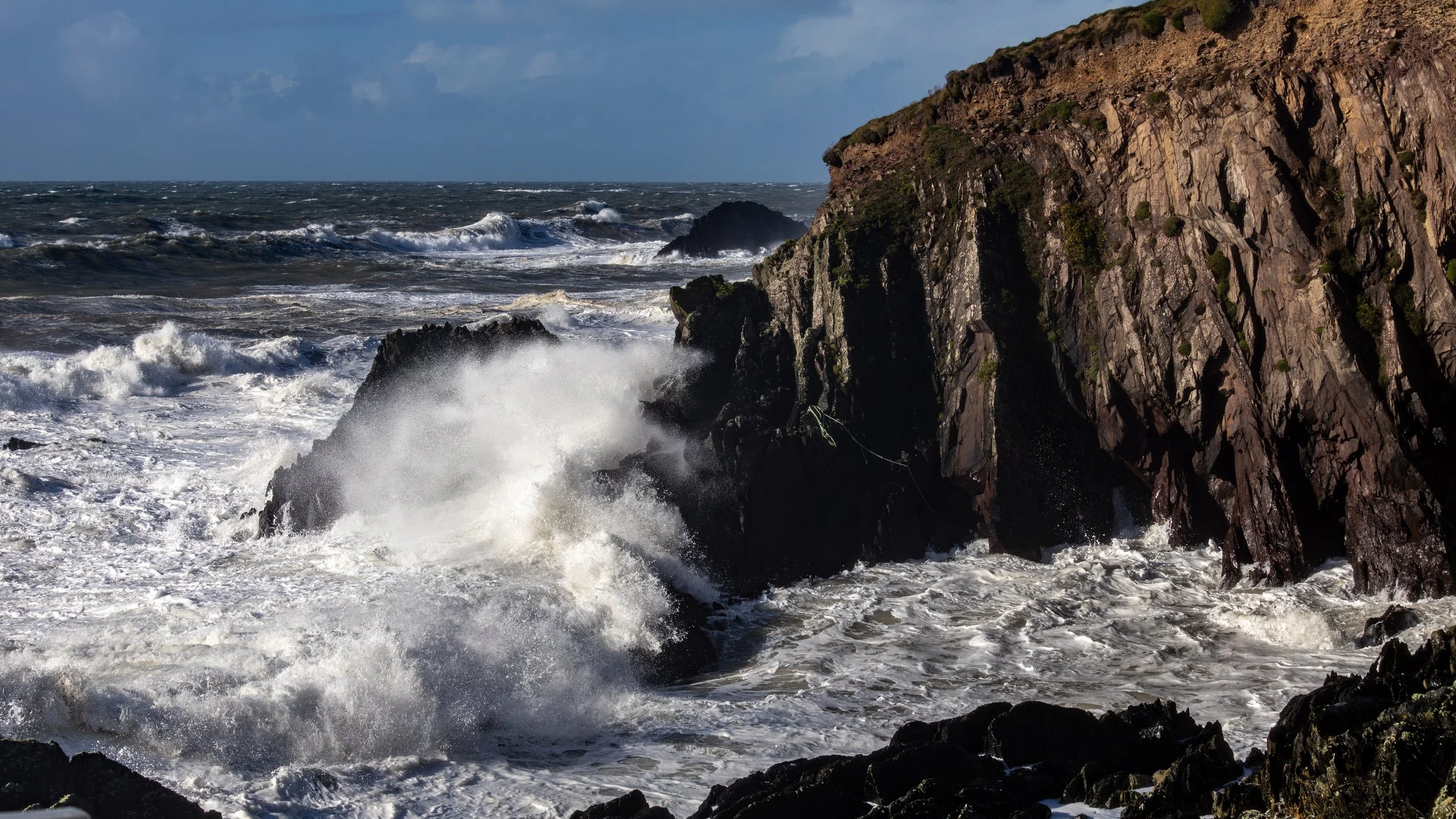 ballycotton cliff waves-9.jpg
