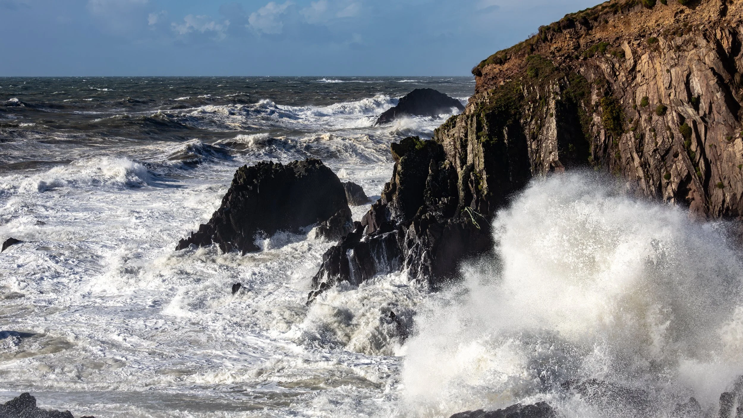 ballycotton cliff waves-15.jpg