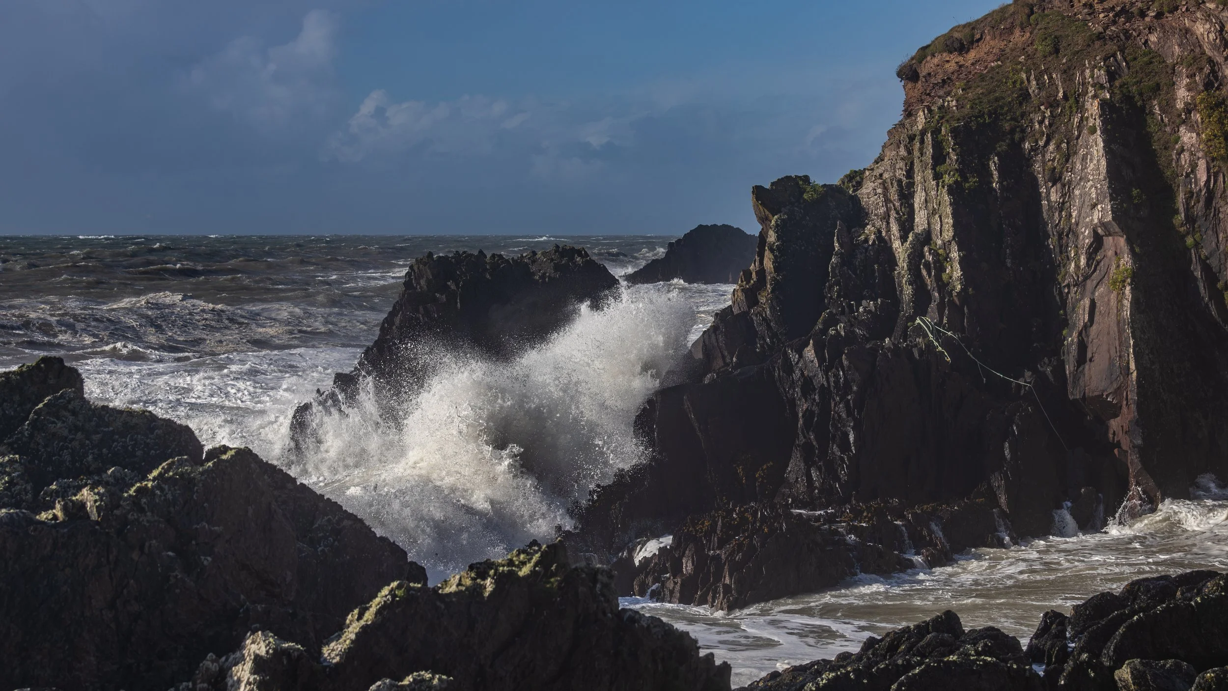ballycotton cliff waves-24.jpg