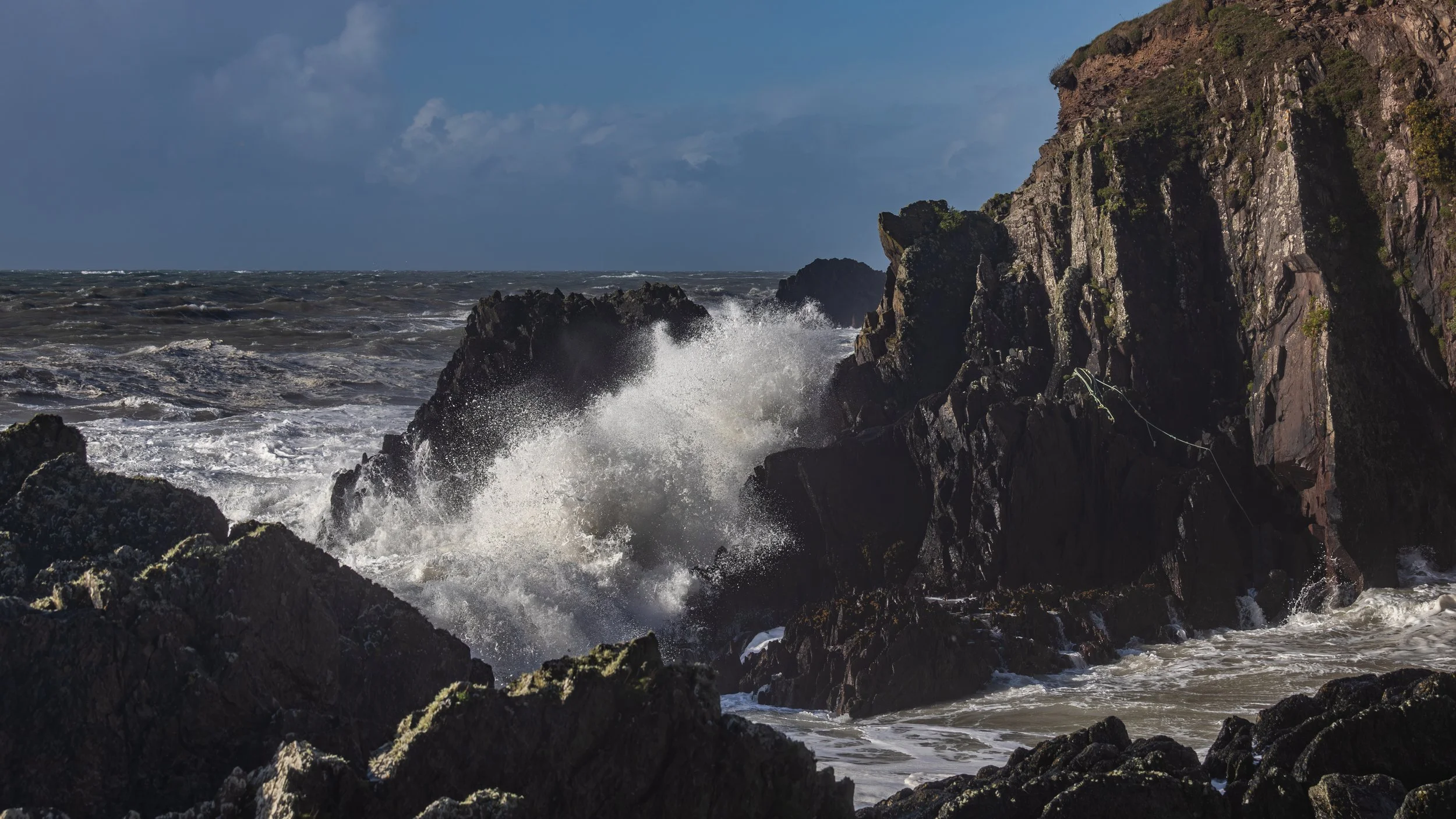 ballycotton cliff waves-25.jpg