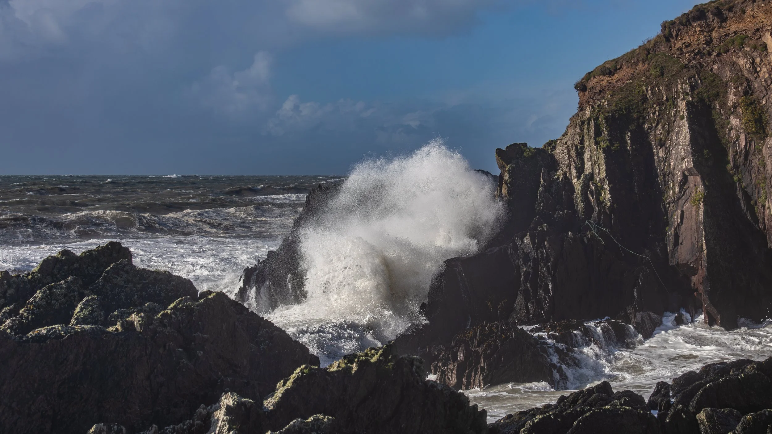 ballycotton cliff waves-28.jpg