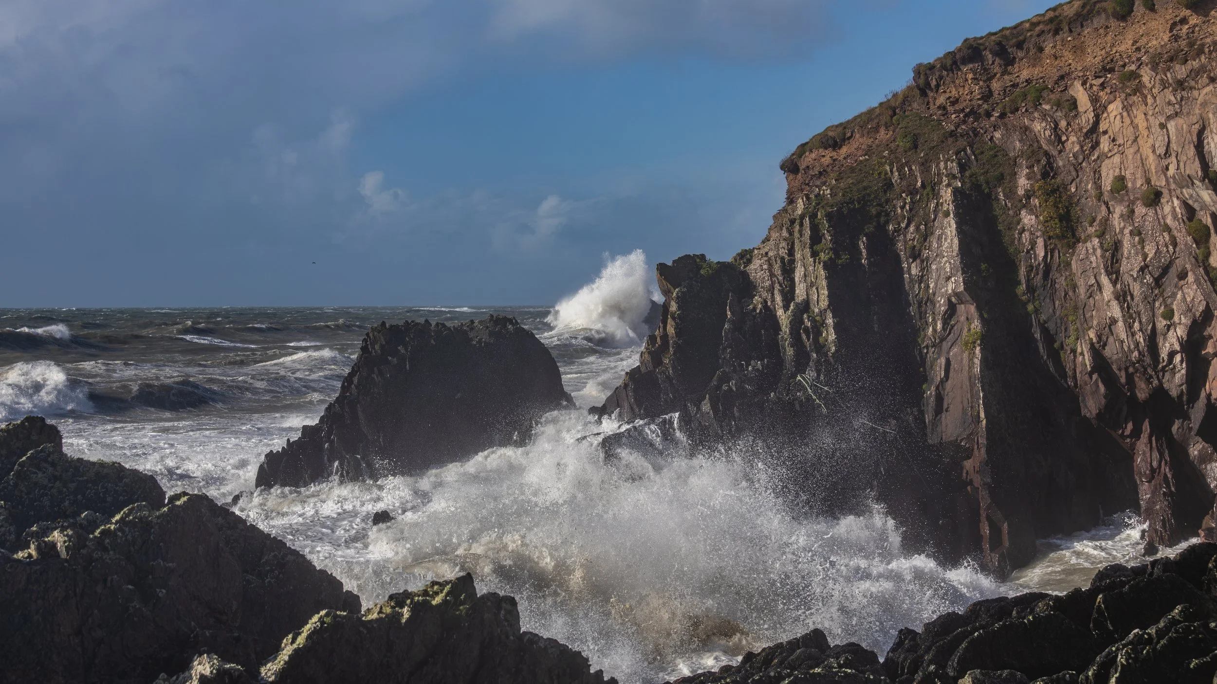 ballycotton cliff waves-37.jpg