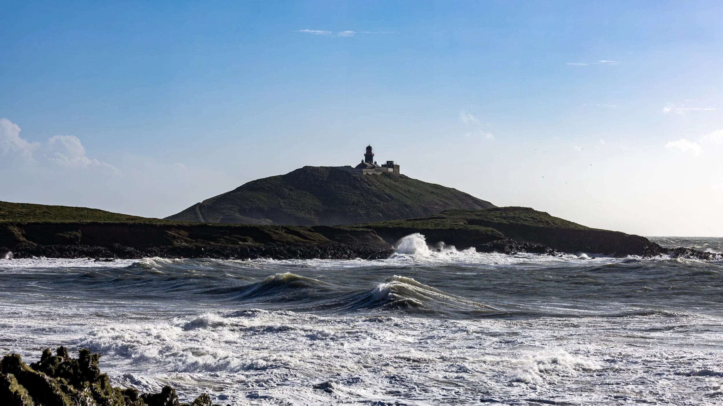 ballycotton cliff waves-44.jpg