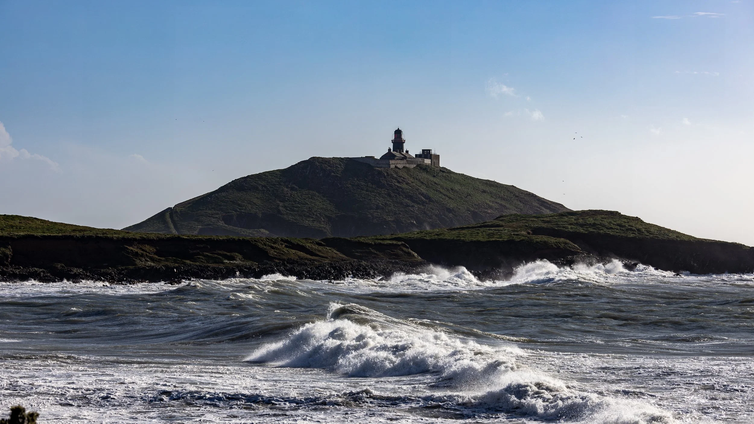 ballycotton cliff waves-45.jpg