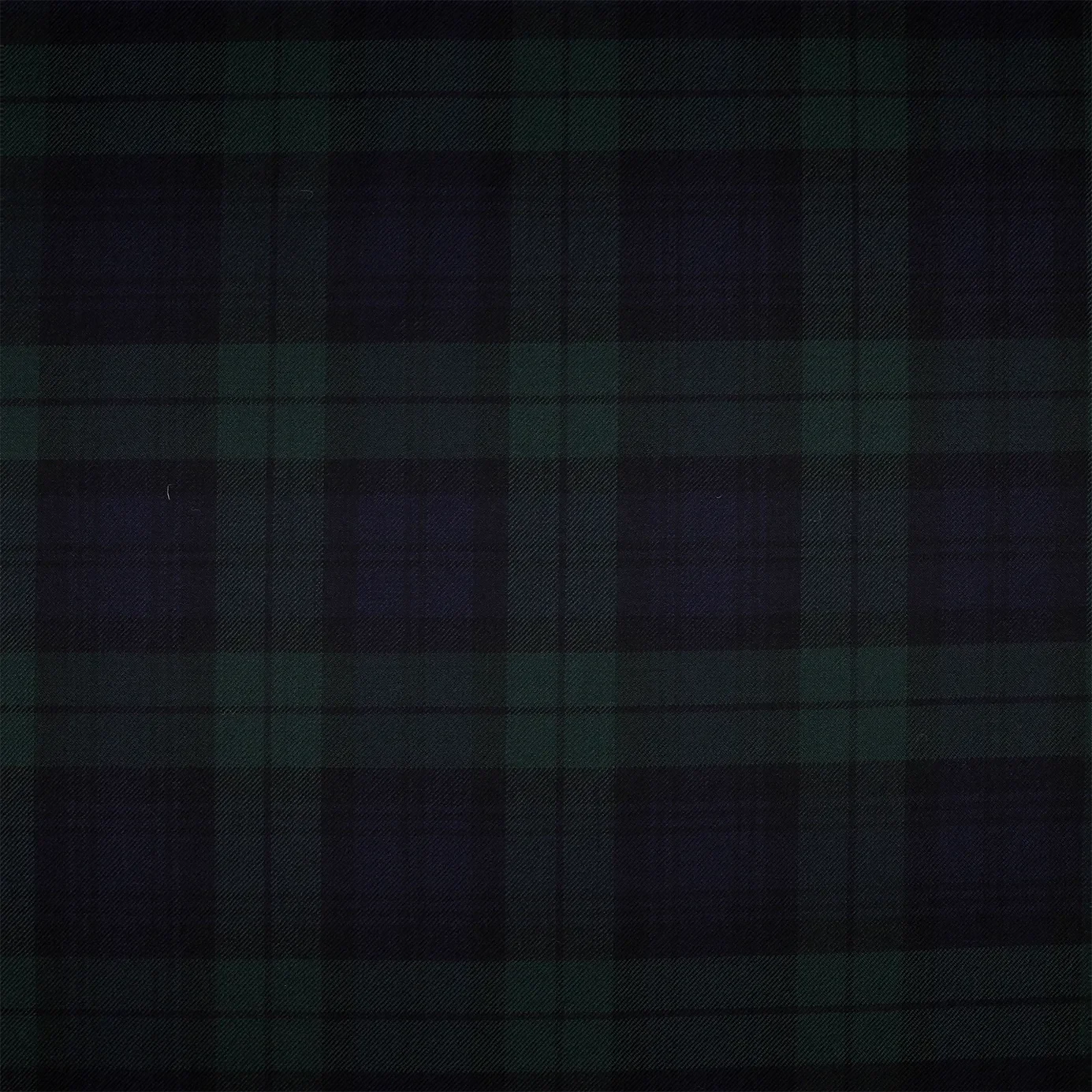 black-watch-worsted-tartan-suit-fabric-8615.webp