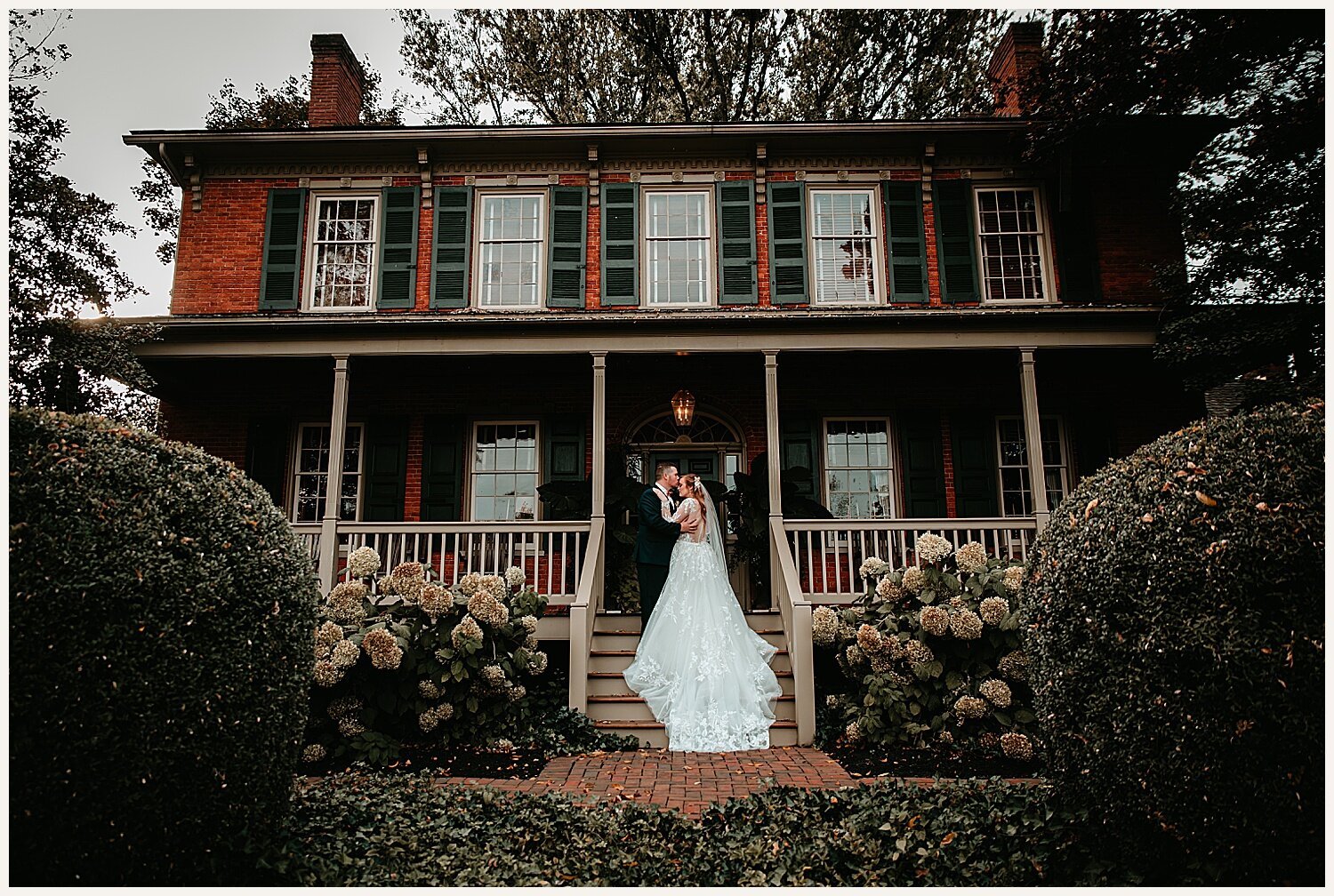 NEPA-lehigh-valley-bloomsburg-wedding-photographer-at-the-cypress-house-new-columbia-pa_0036.jpg